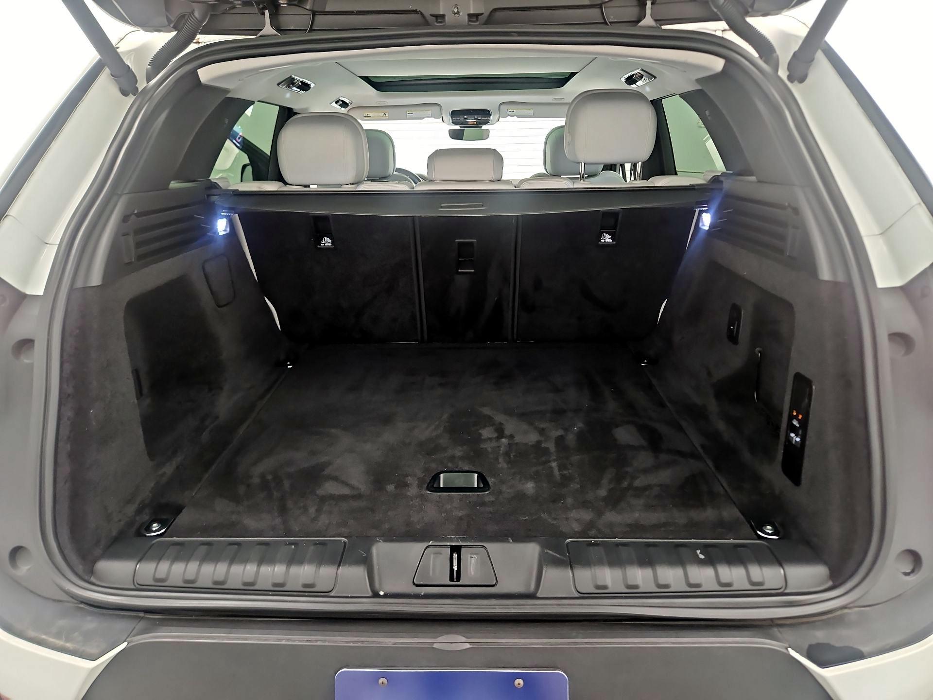 Thumbnail: 2023 Land Rover Range Rover Sport - 19