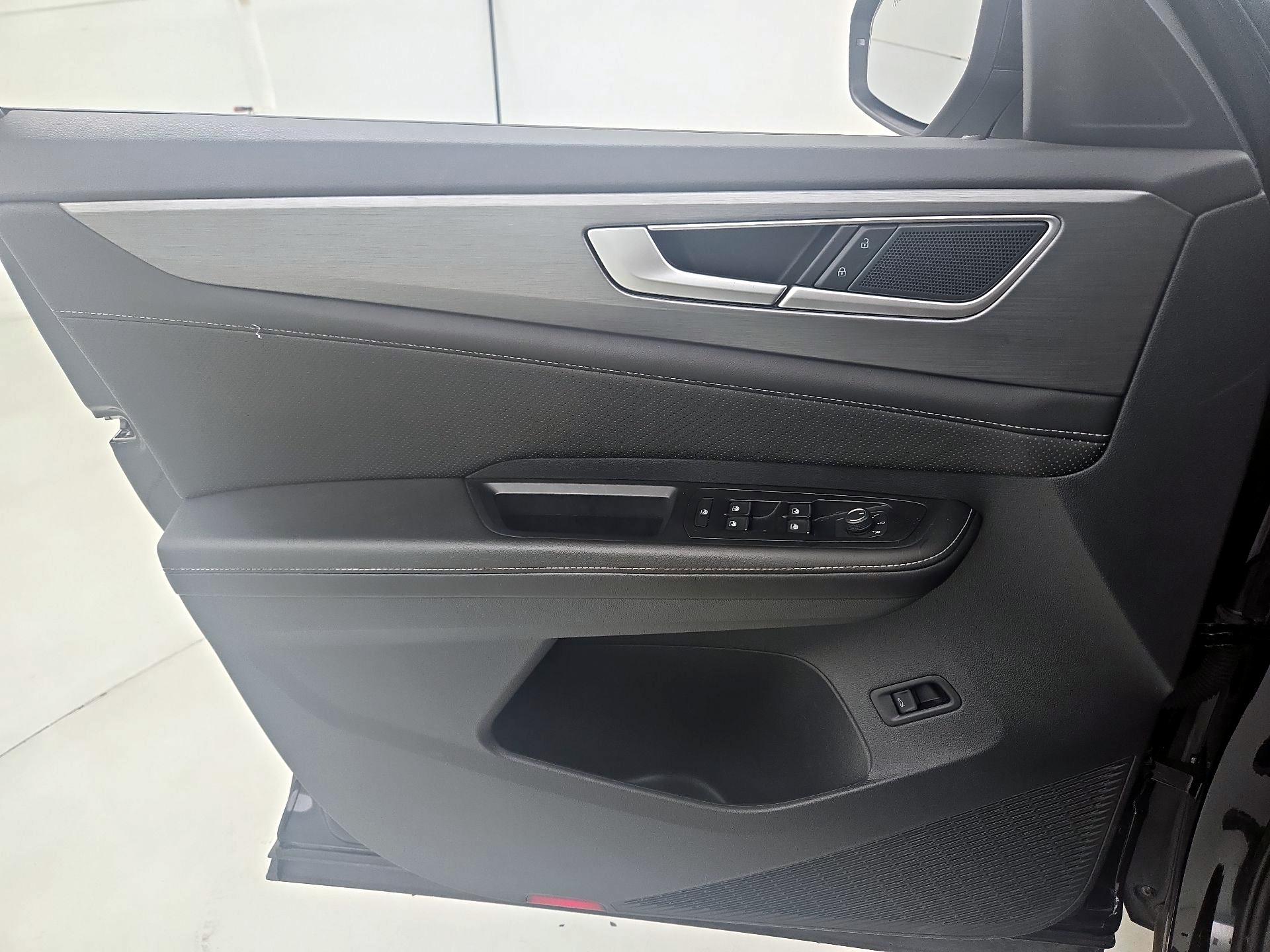 Thumbnail: 2025 Volkswagen Atlas - 12