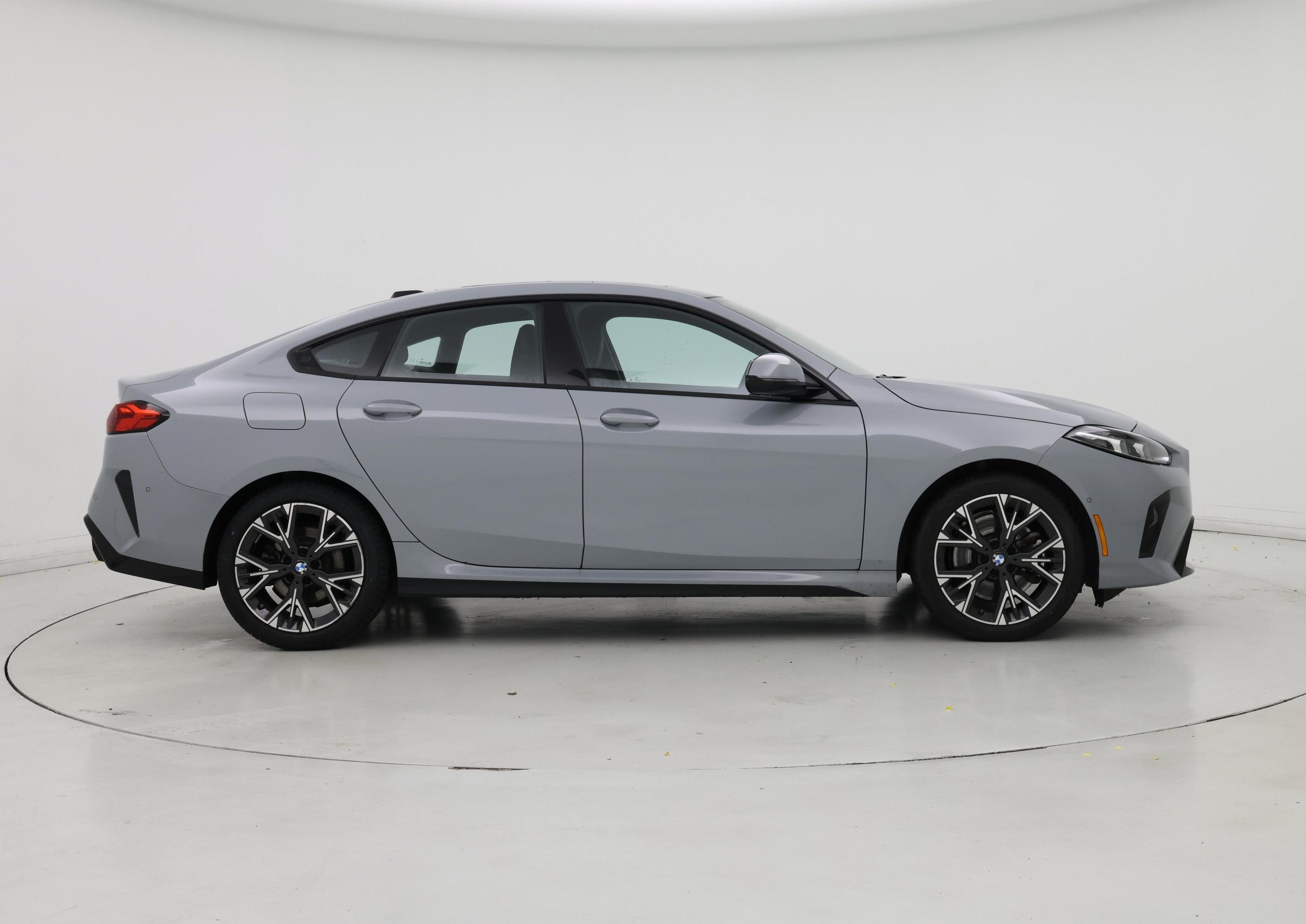 Thumbnail: 2025 BMW 2 Series - 7