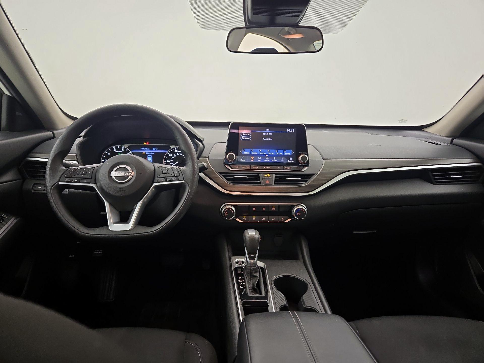 Thumbnail: 2025 Nissan Altima - 9