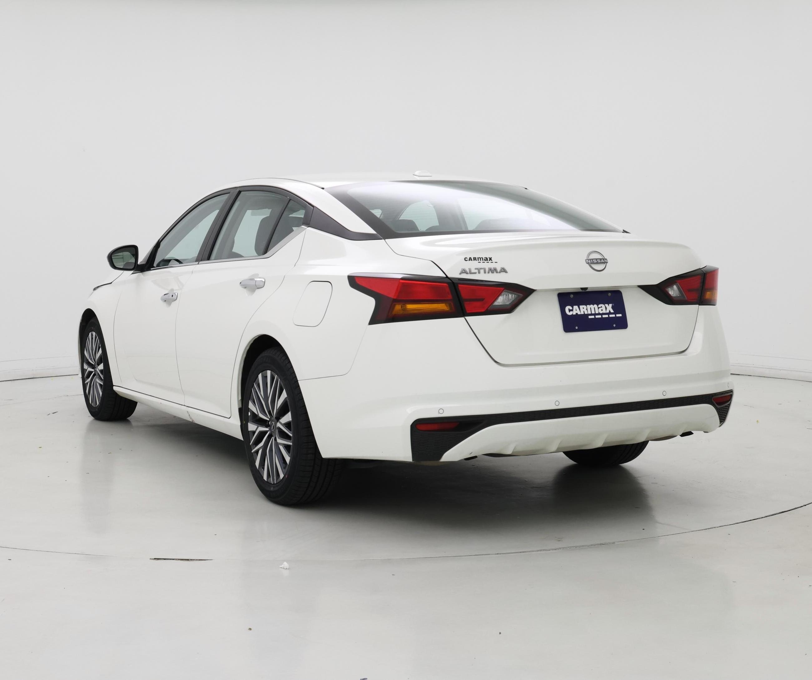 Thumbnail: 2025 Nissan Altima - 2