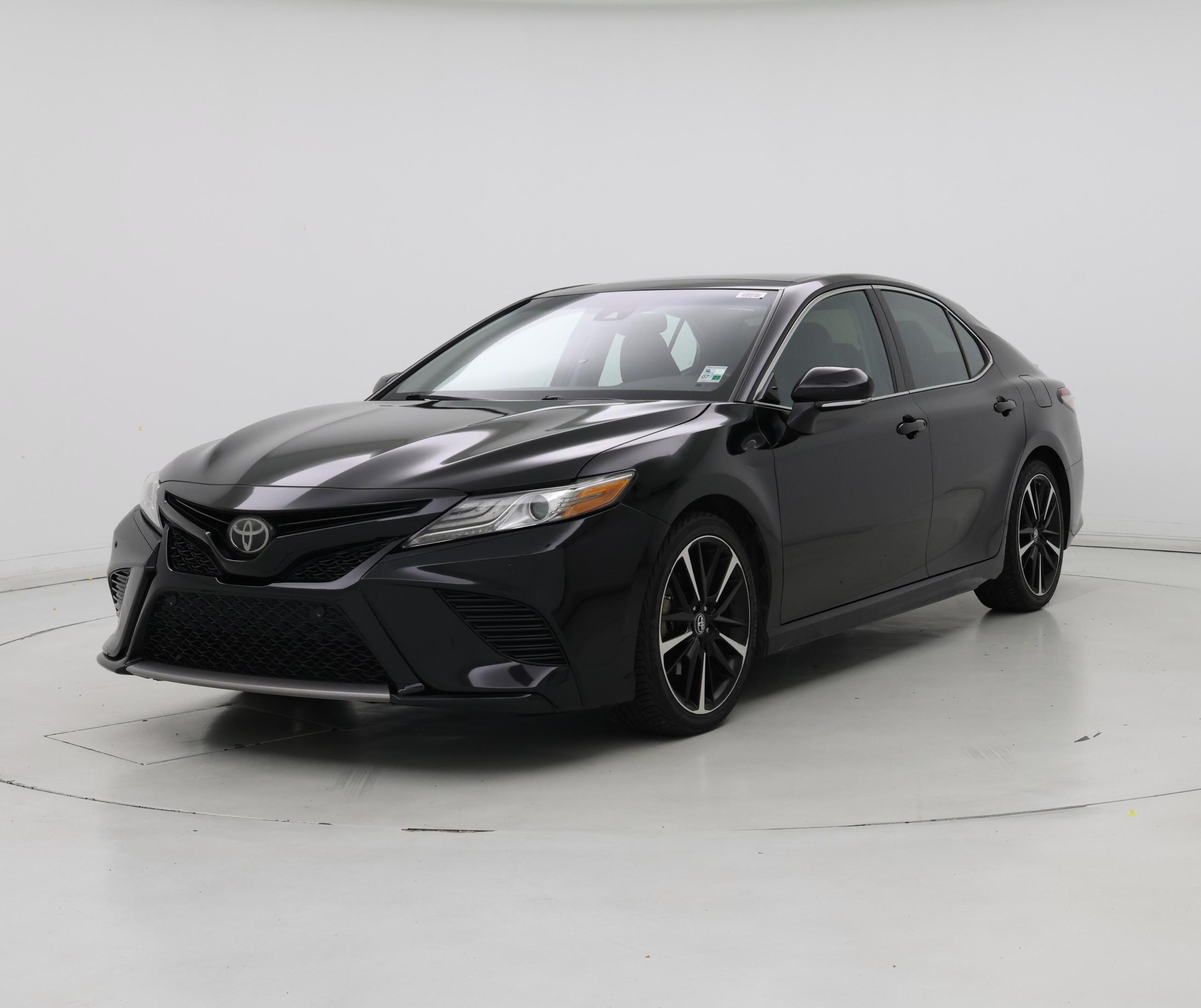 Thumbnail: 2018 Toyota Camry - 4