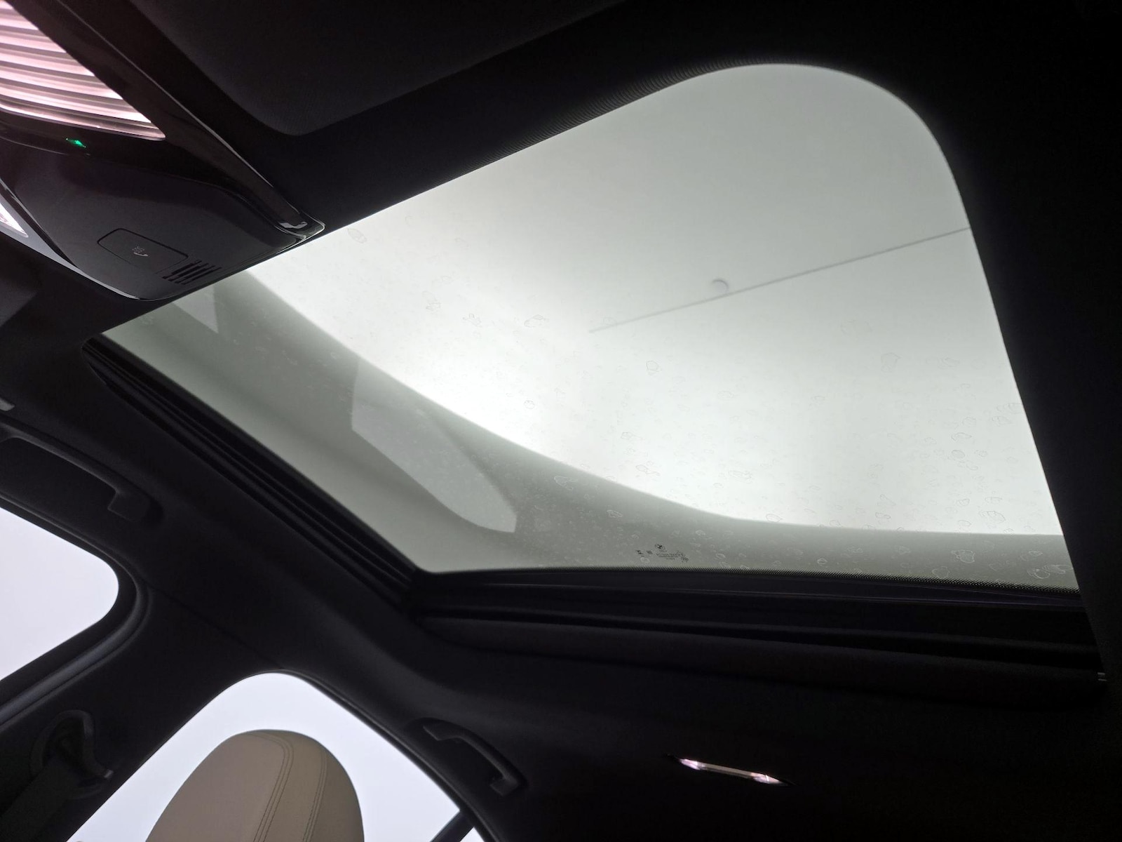 2023 BMW 3 Series 330i - Photo 21