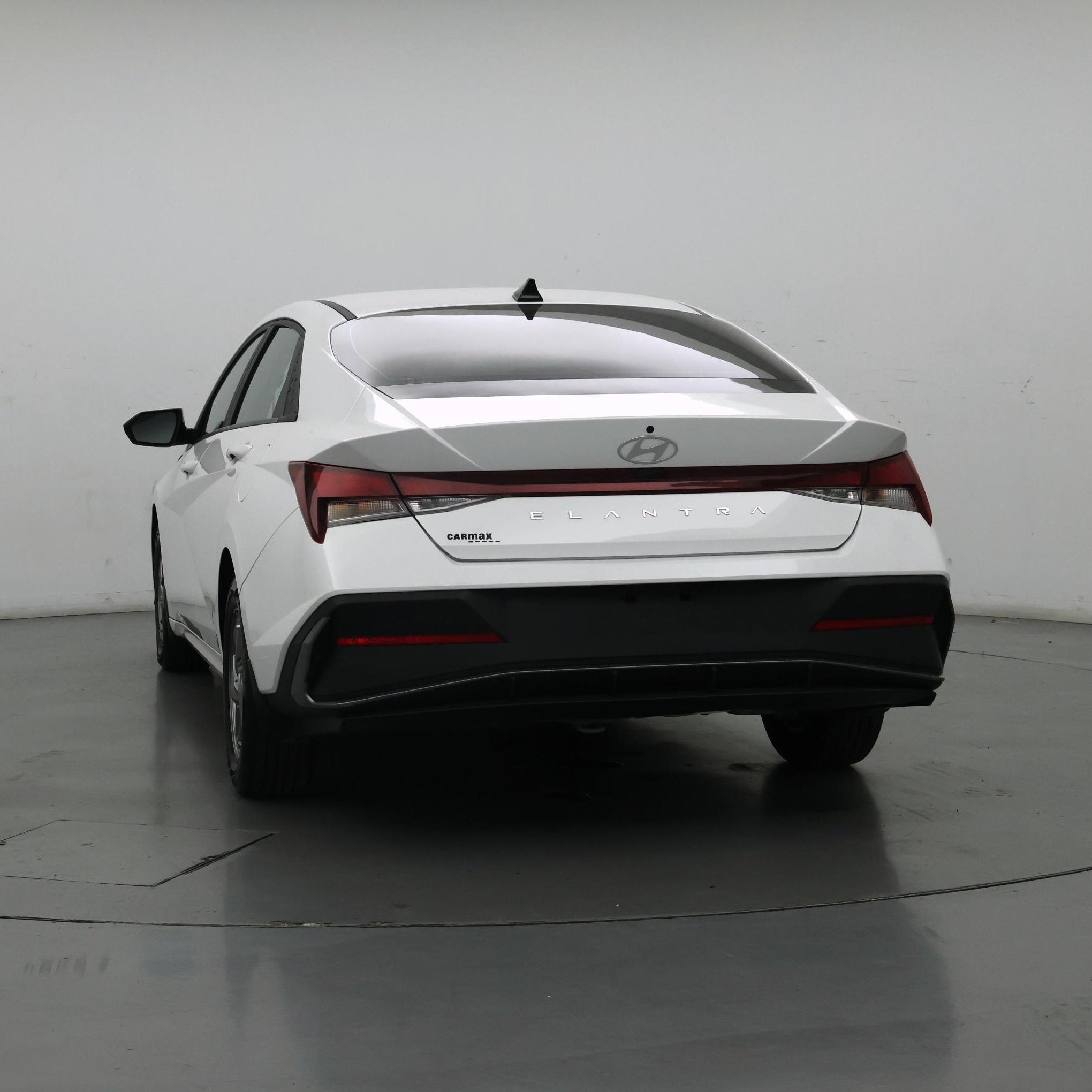 Thumbnail: 2025 Hyundai Elantra - 6