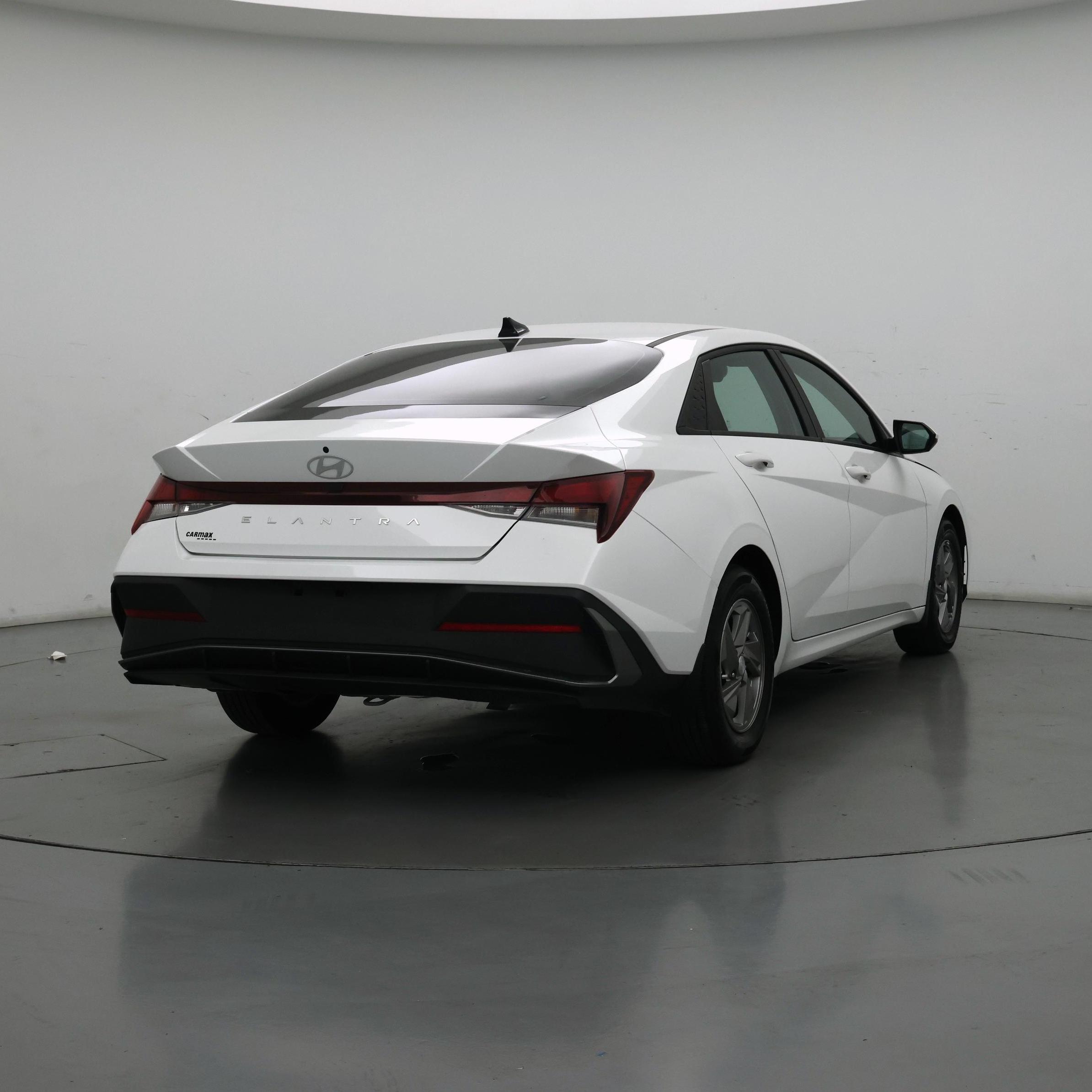 Thumbnail: 2025 Hyundai Elantra - 8