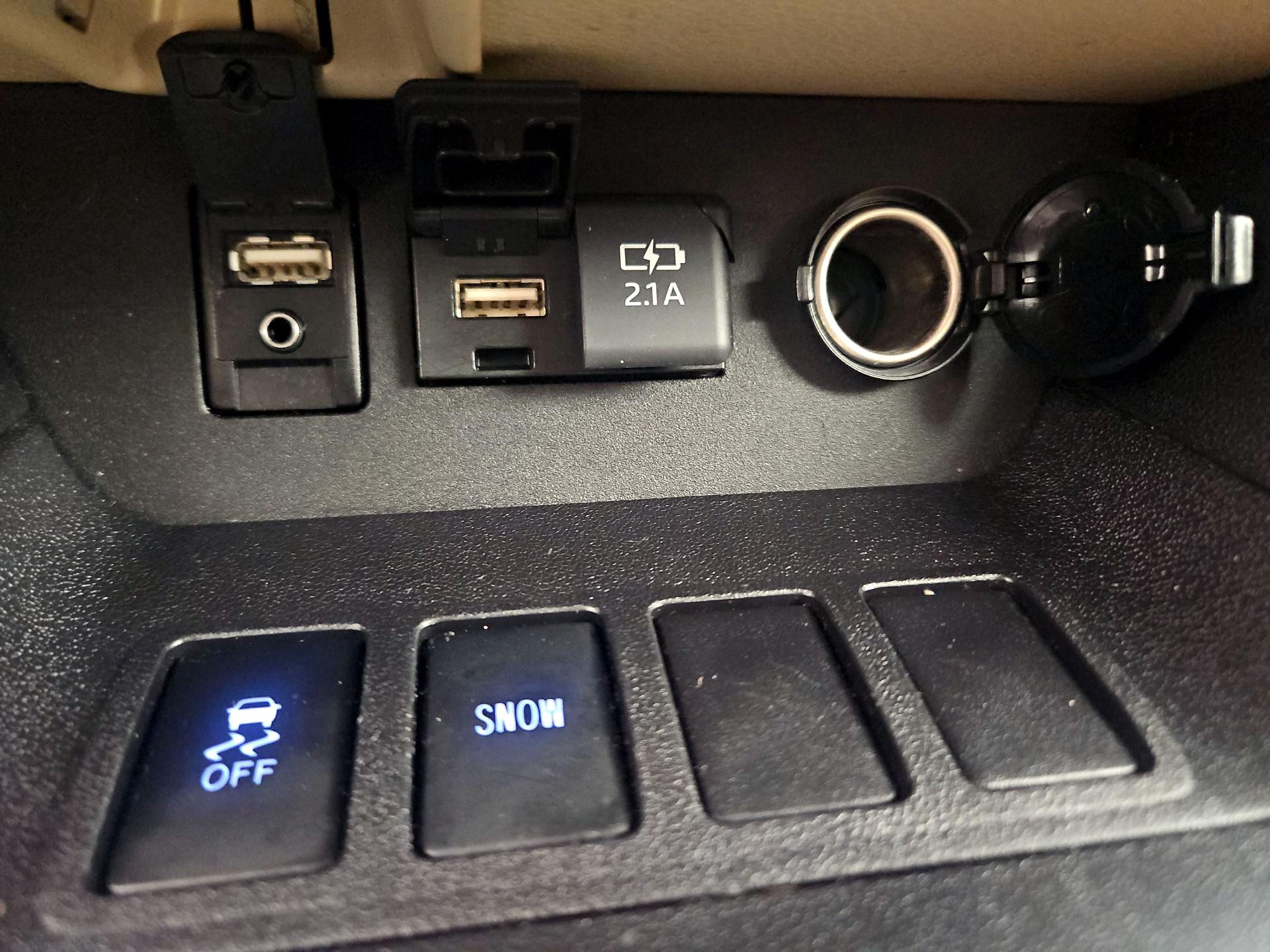 Thumbnail: 2019 Toyota Highlander - 18