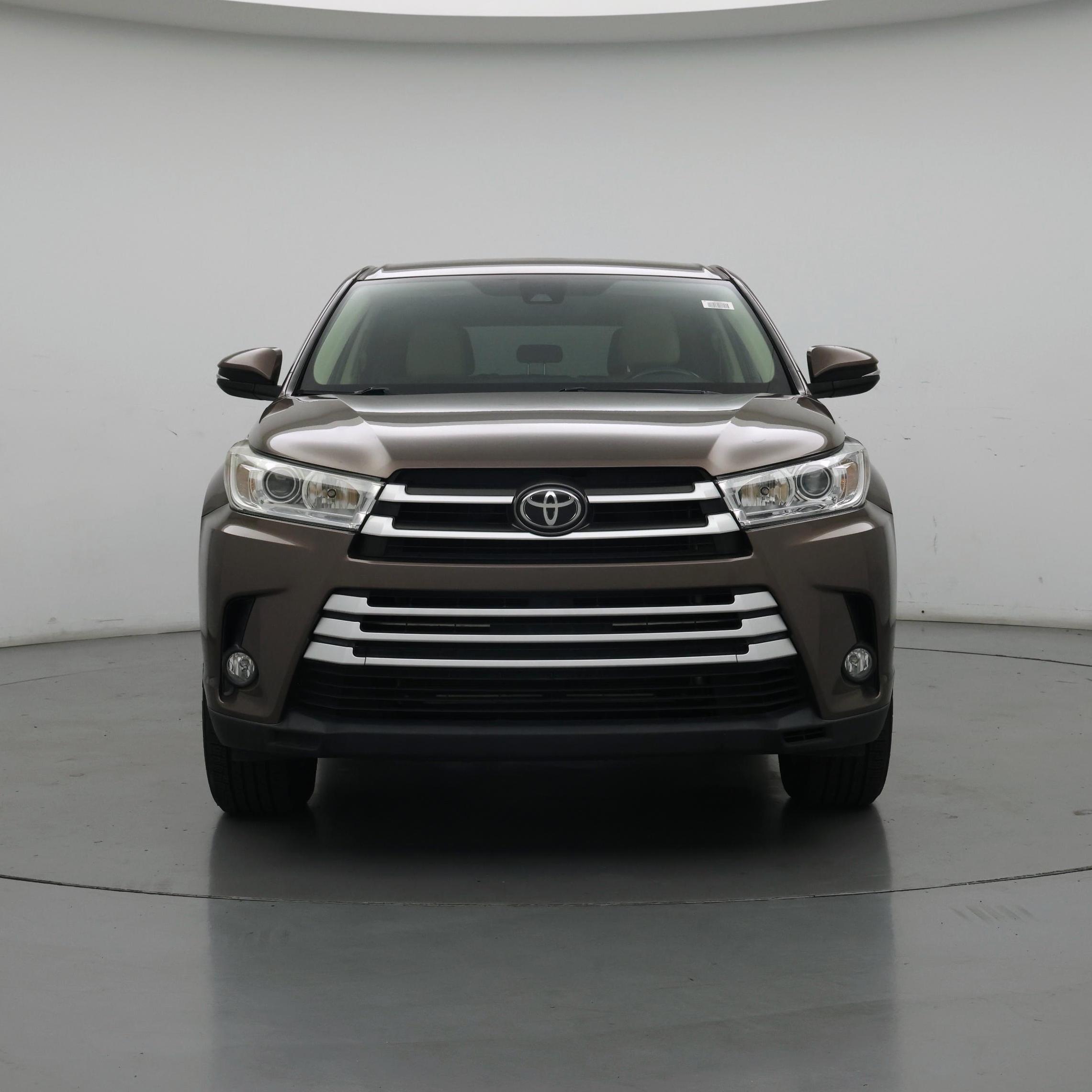 Thumbnail: 2019 Toyota Highlander - 5