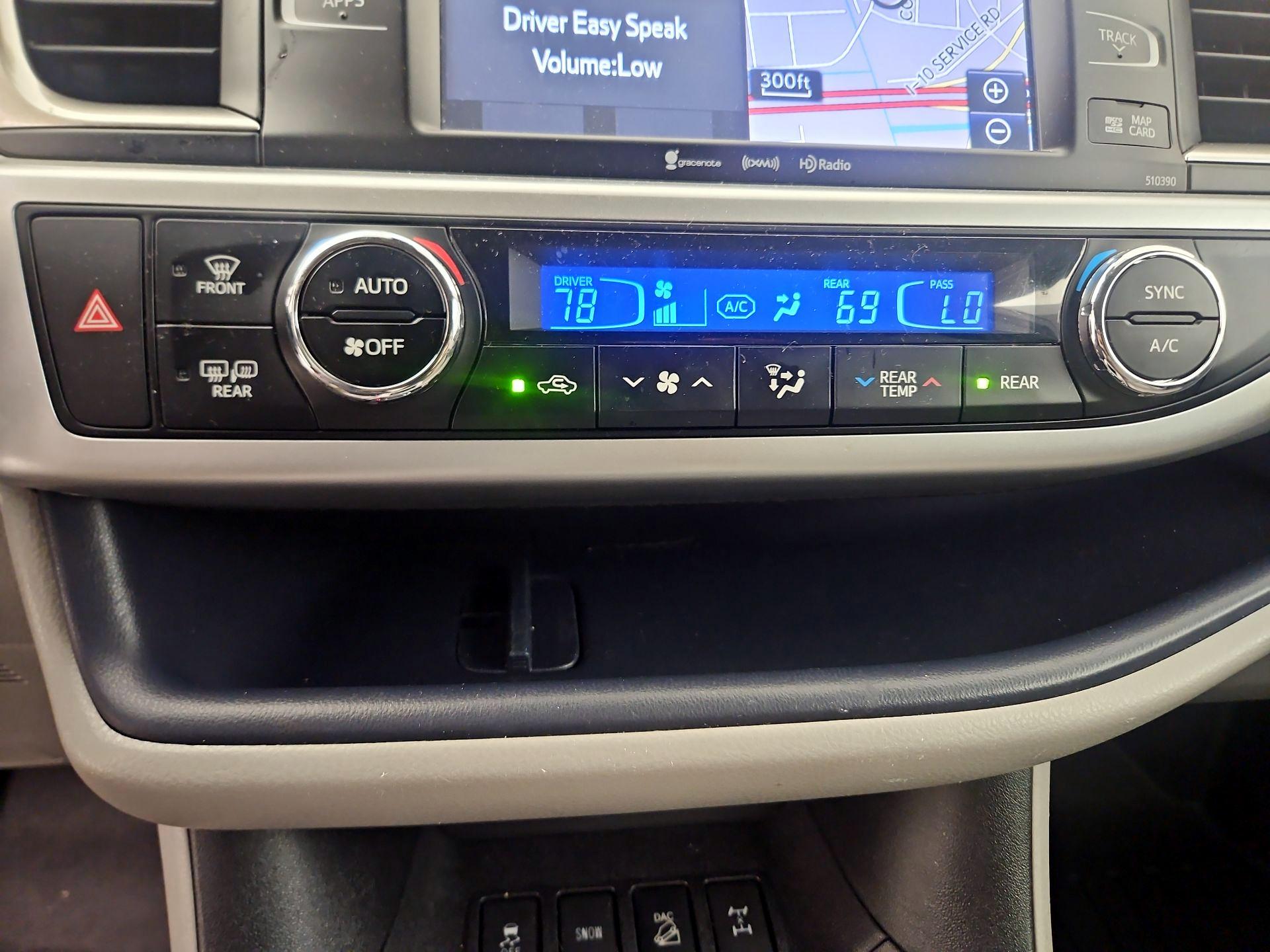 Thumbnail: 2019 Toyota Highlander - 16