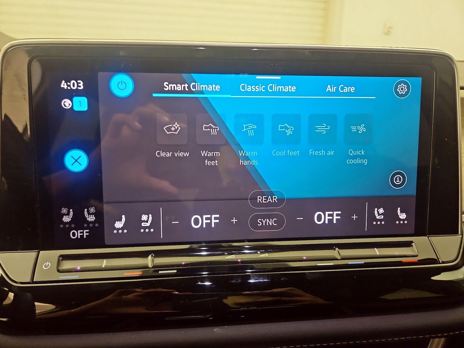2024 Volkswagen Atlas SE w/Tech - Photo 15