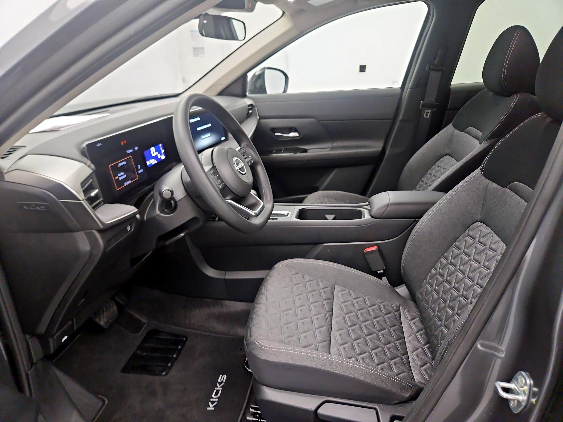 Thumbnail: 2026 Nissan Kicks - 11