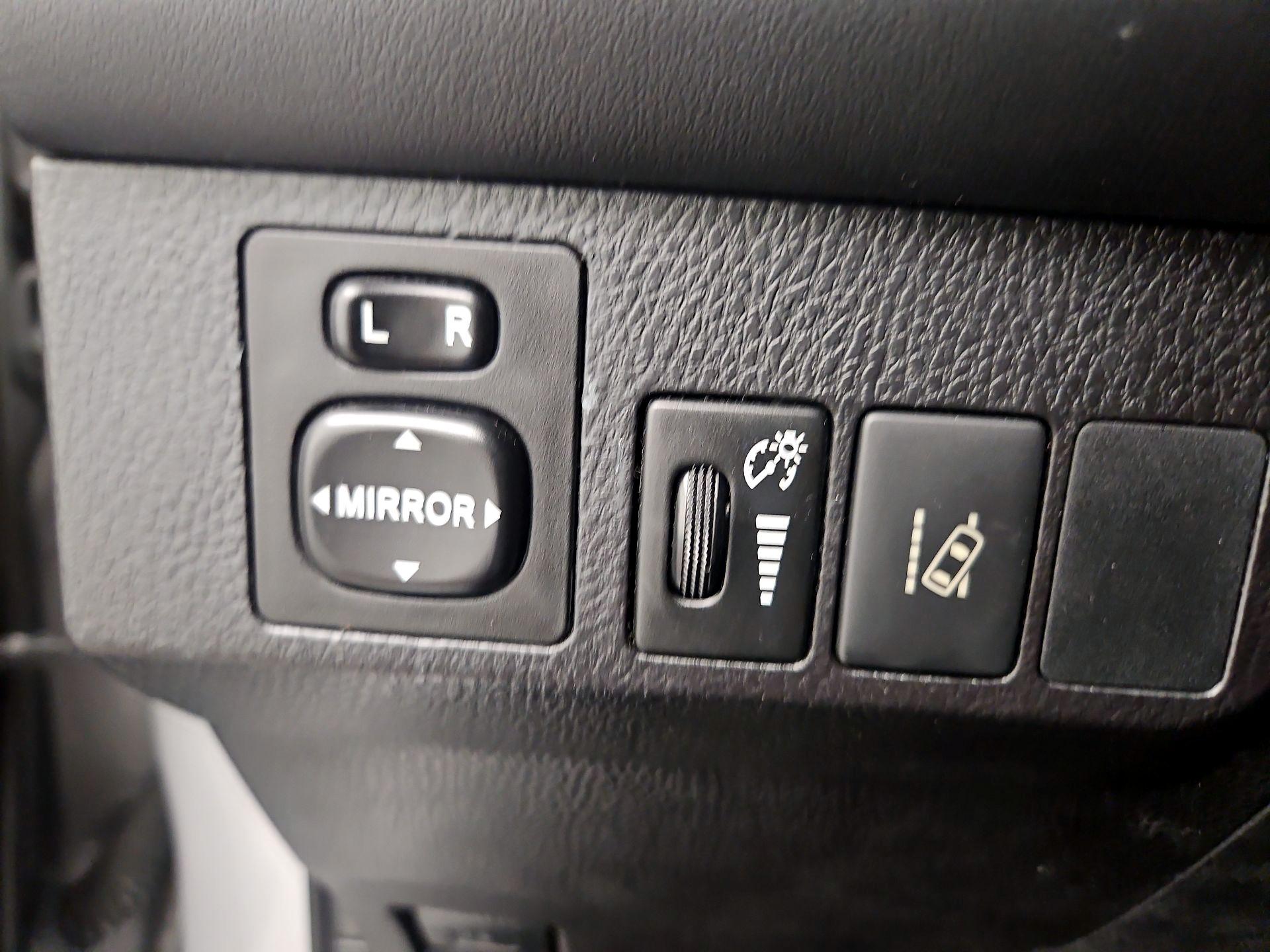 Thumbnail: 2017 Toyota RAV4 - 13