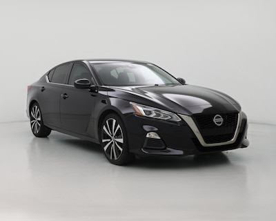 2022 Nissan Altima SR