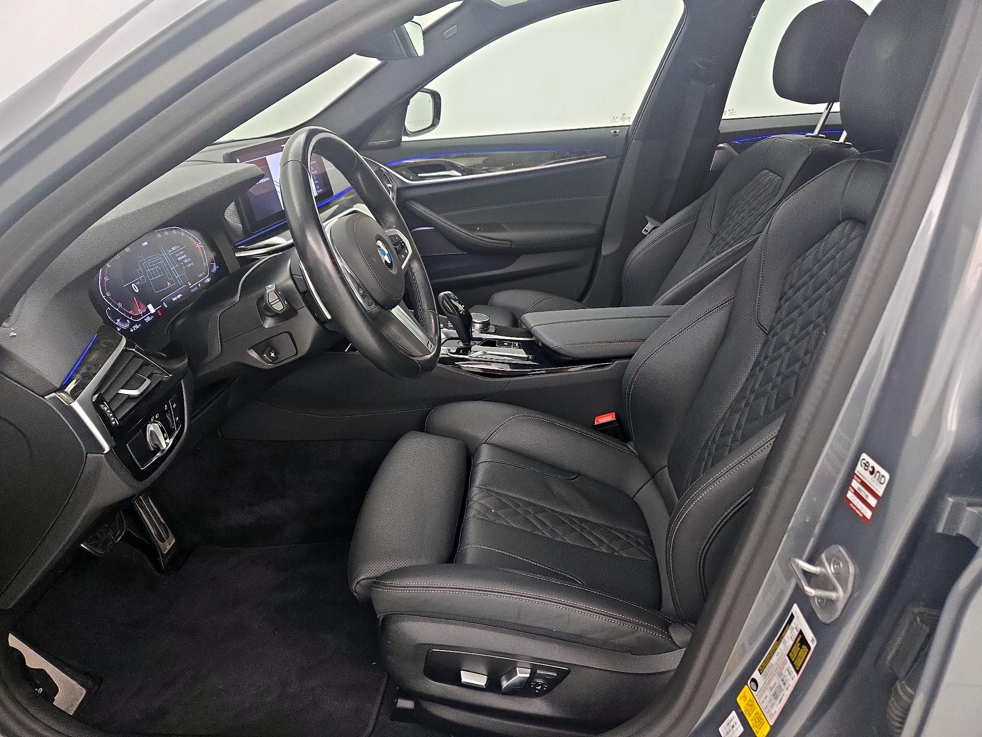 Thumbnail: 2023 BMW 5 Series - 11