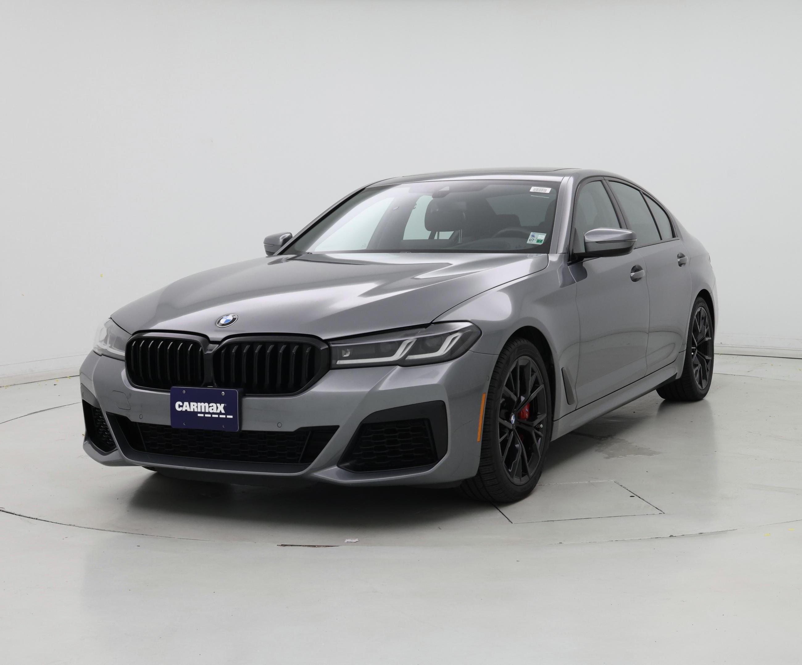Thumbnail: 2023 BMW 5 Series - 4