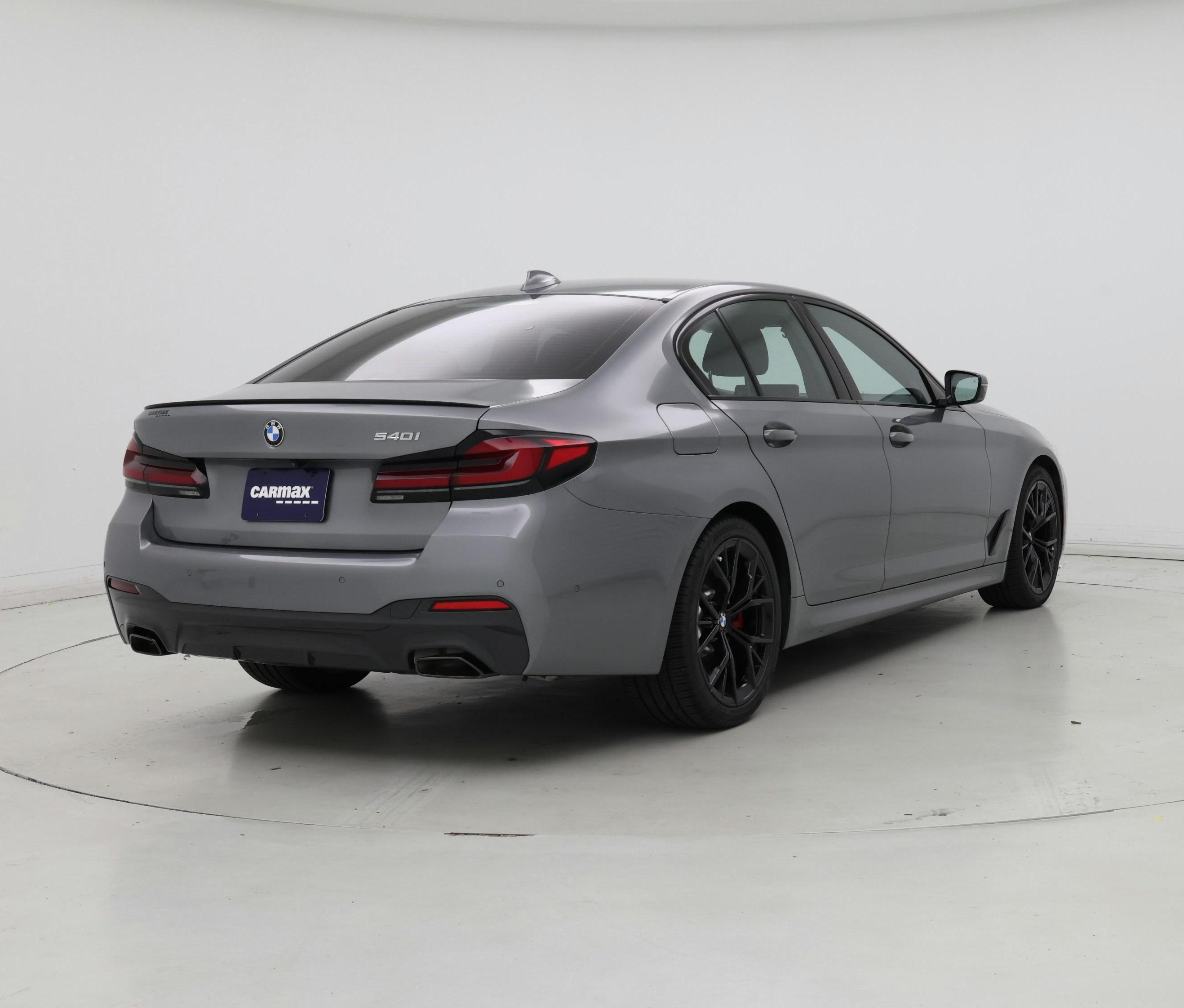 Thumbnail: 2023 BMW 5 Series - 8