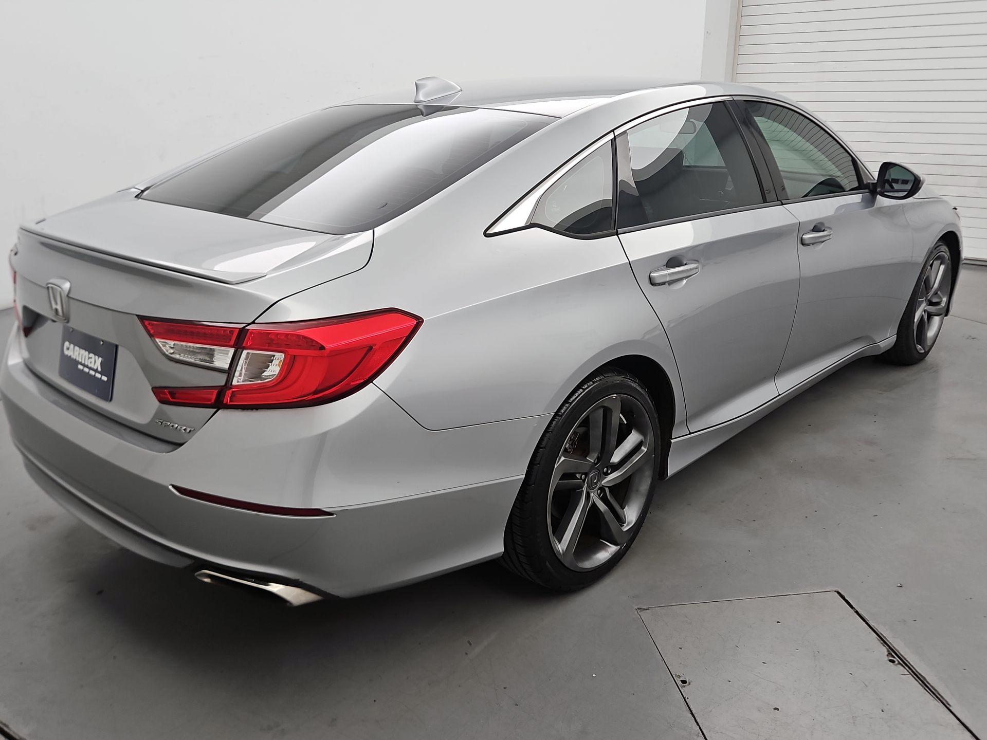 Thumbnail: 2018 Honda Accord - 5