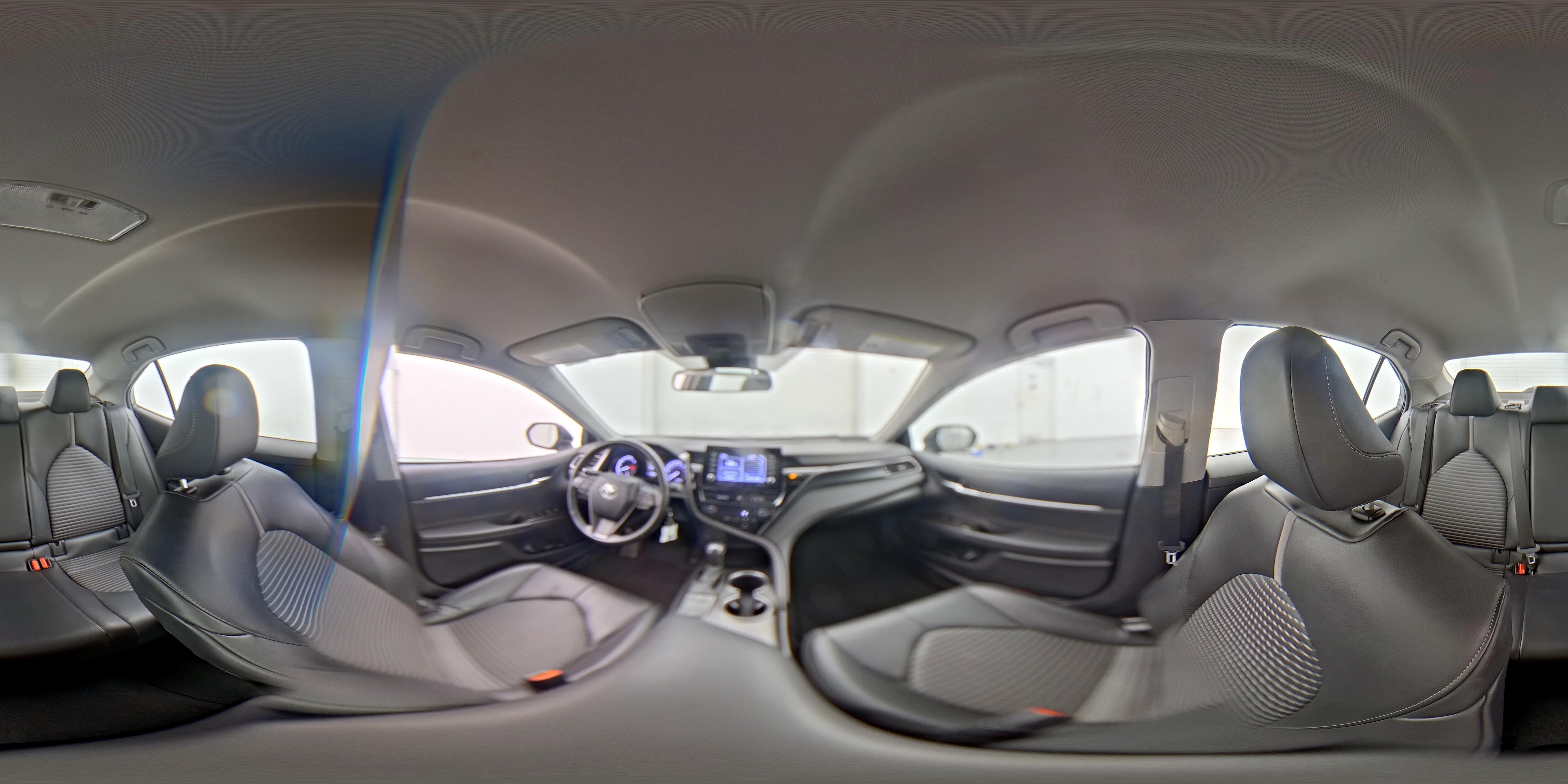 2024 Toyota Camry SE - Photo 24