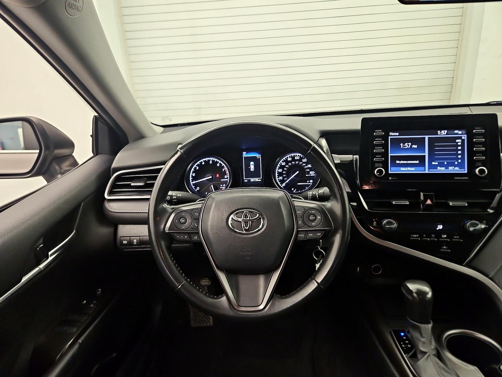 2024 Toyota Camry SE - Photo 11