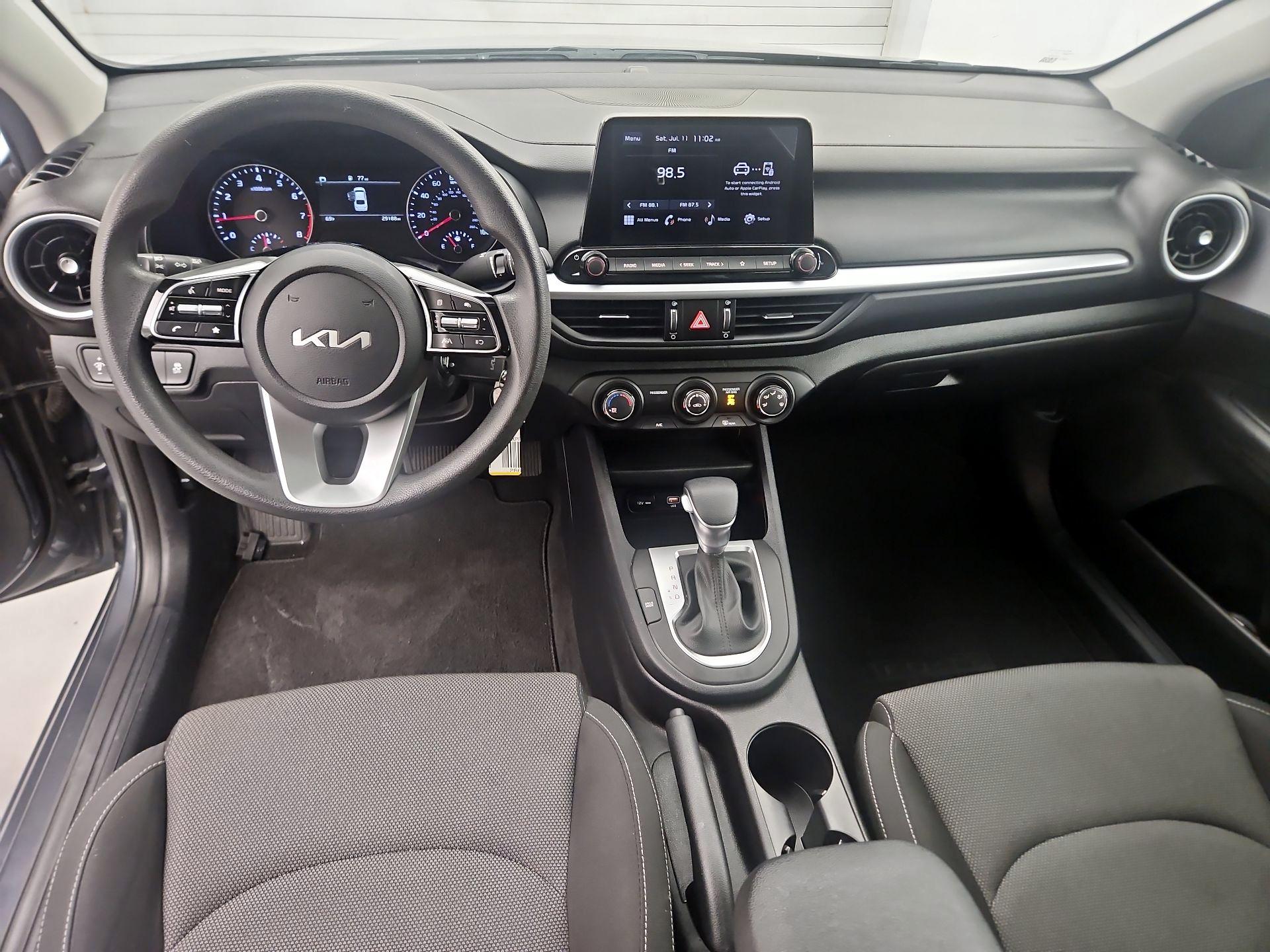 Thumbnail: 2024 Kia Forte - 9