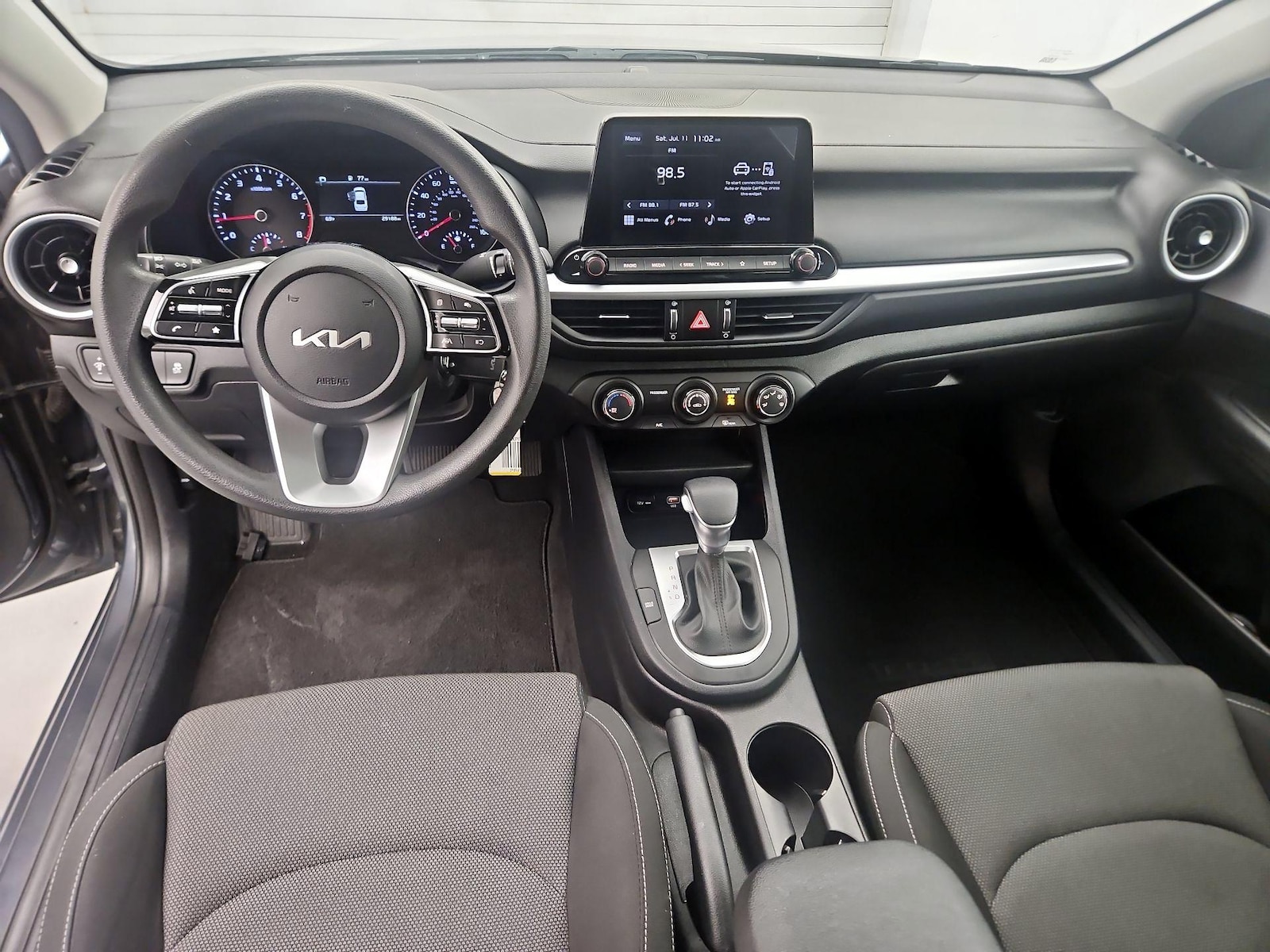 2024 Kia Forte LX - Photo 10