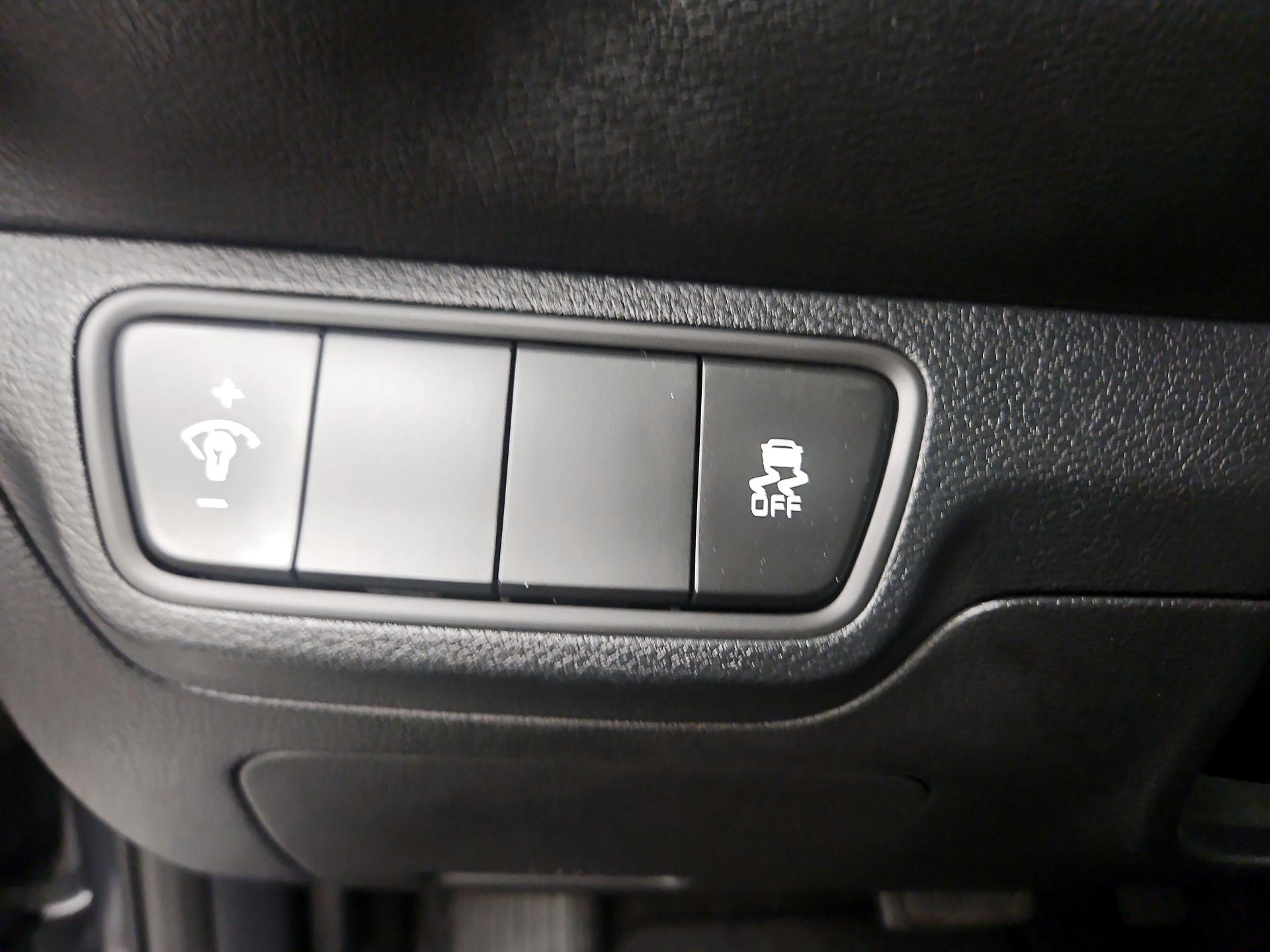 Thumbnail: 2024 Kia Forte - 13