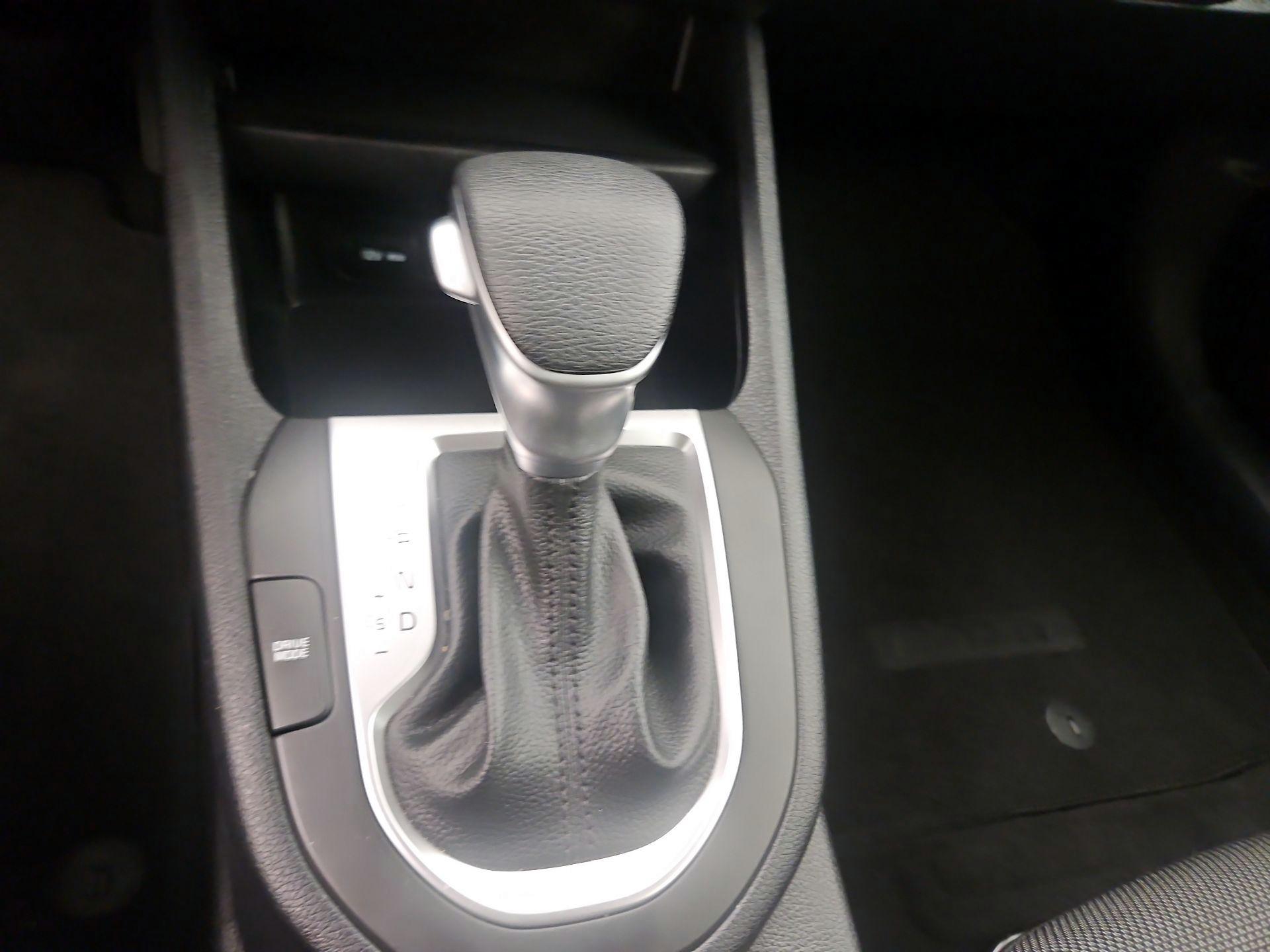 Thumbnail: 2024 Kia Forte - 17