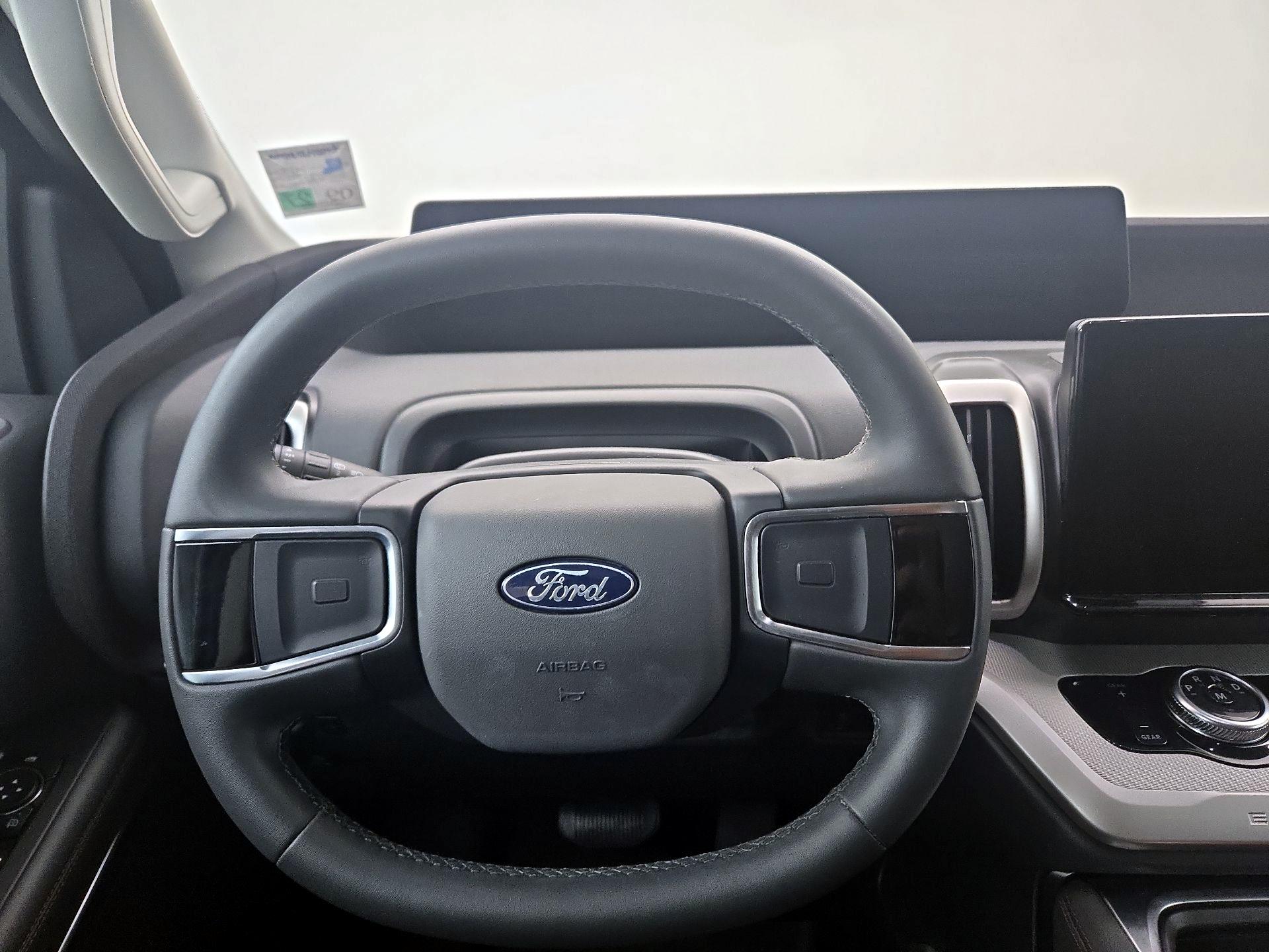 Thumbnail: 2025 Ford Expedition MAX - 10