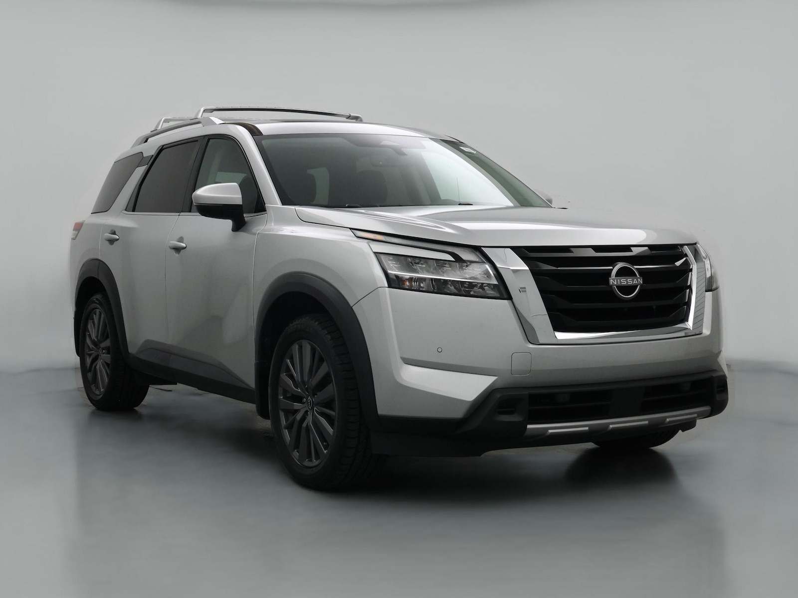2023 Nissan Pathfinder SL - Photo 1