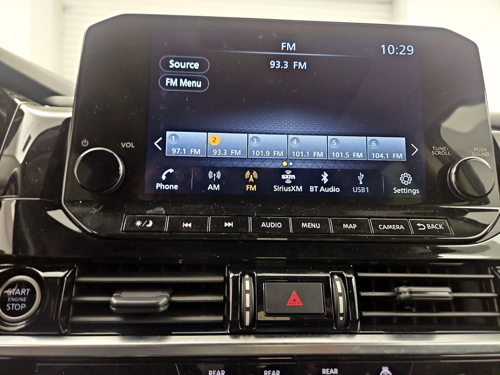 2023 Nissan Pathfinder SL - Photo 17