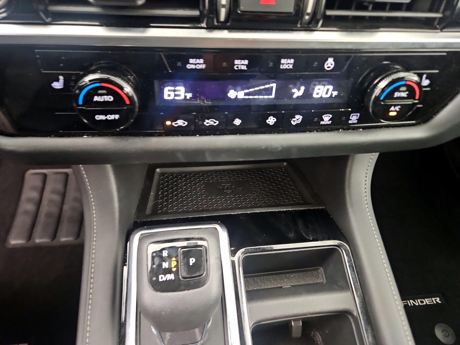 2023 Nissan Pathfinder SL - Photo 18