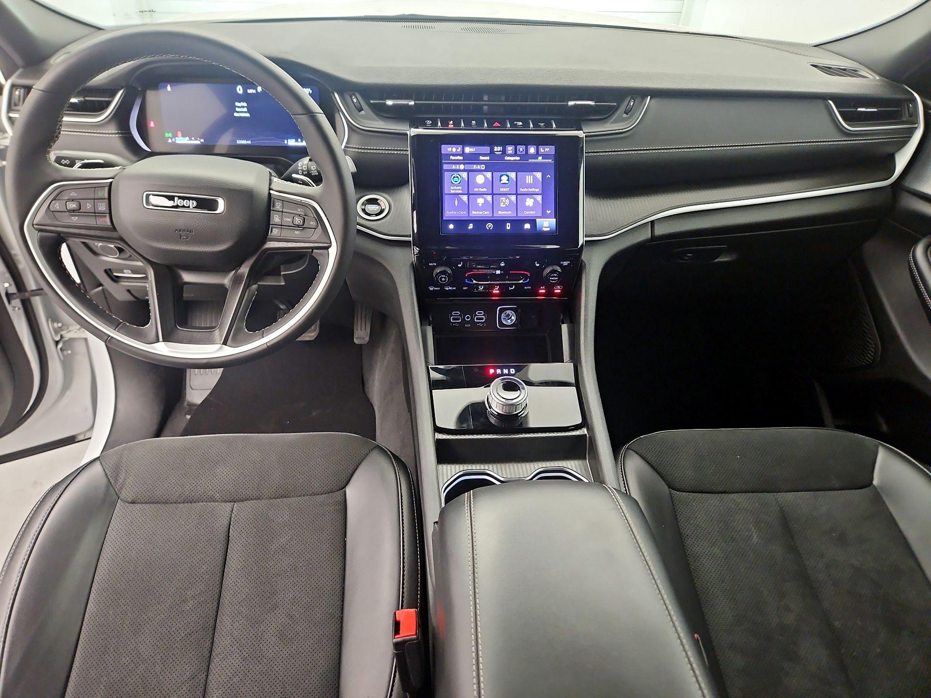 Thumbnail: 2025 Jeep Grand Cherokee - 9