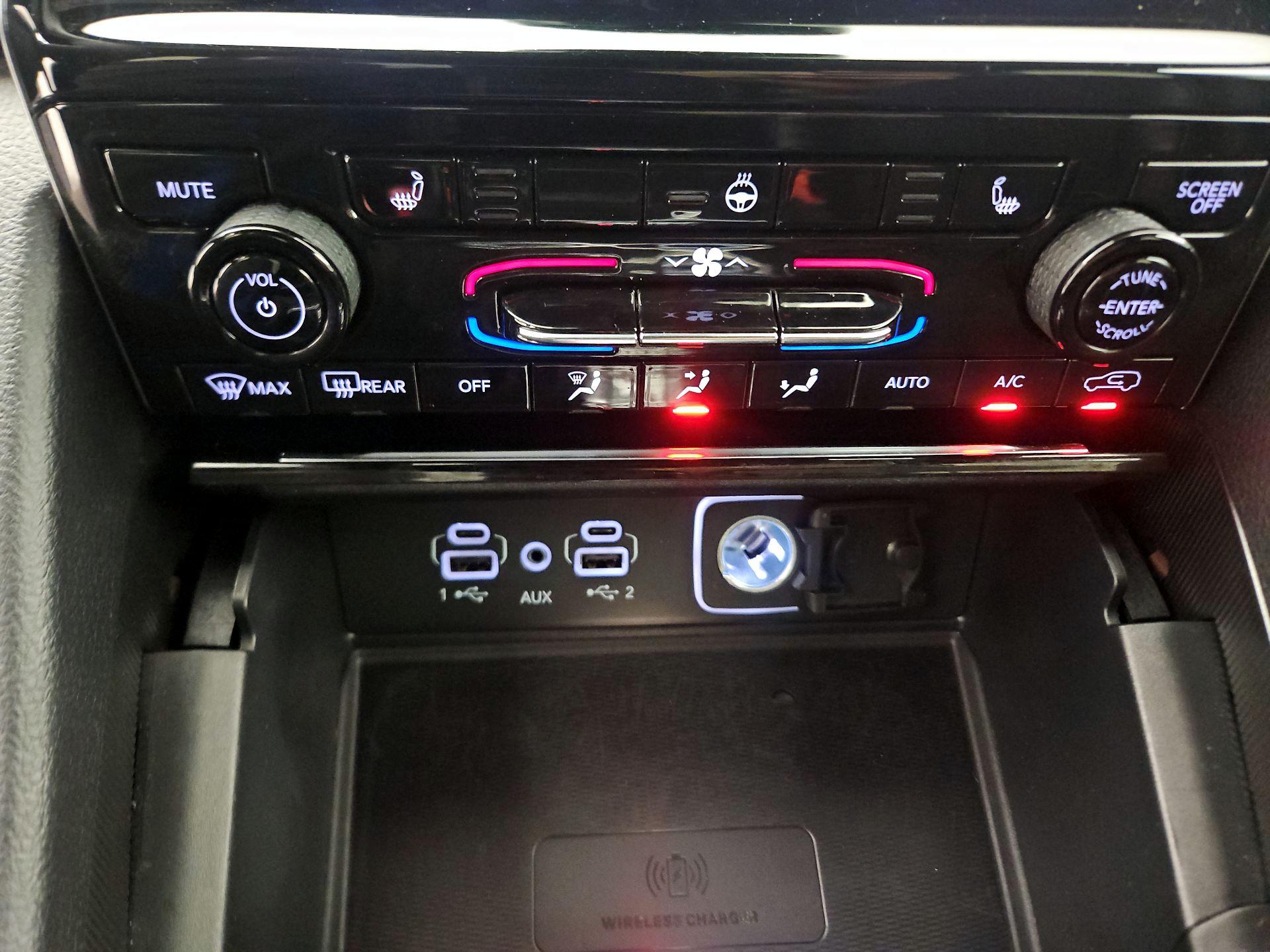Thumbnail: 2025 Jeep Grand Cherokee - 16