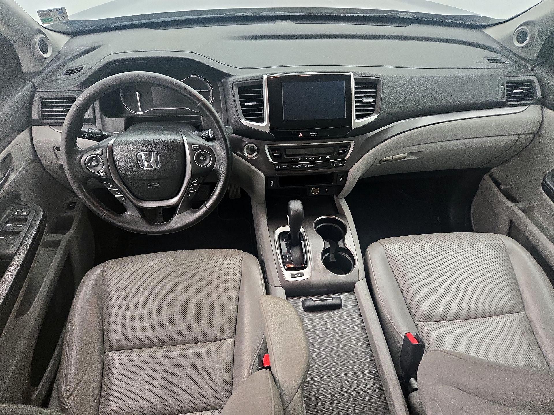 Thumbnail: 2017 Honda Ridgeline - 9
