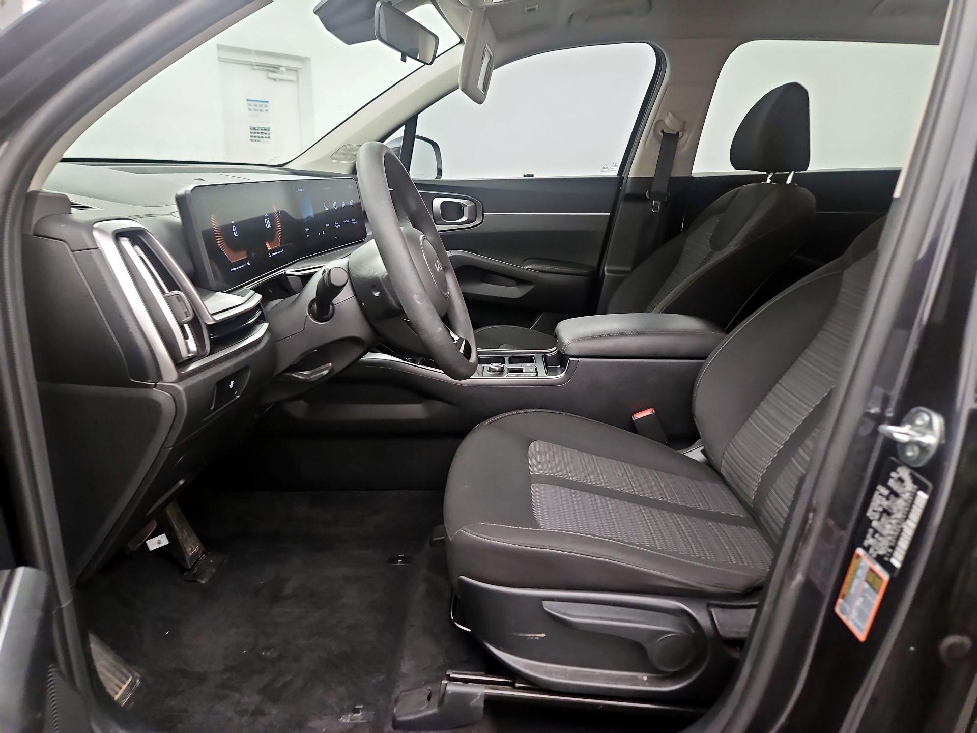 Thumbnail: 2025 Kia Sorento - 11