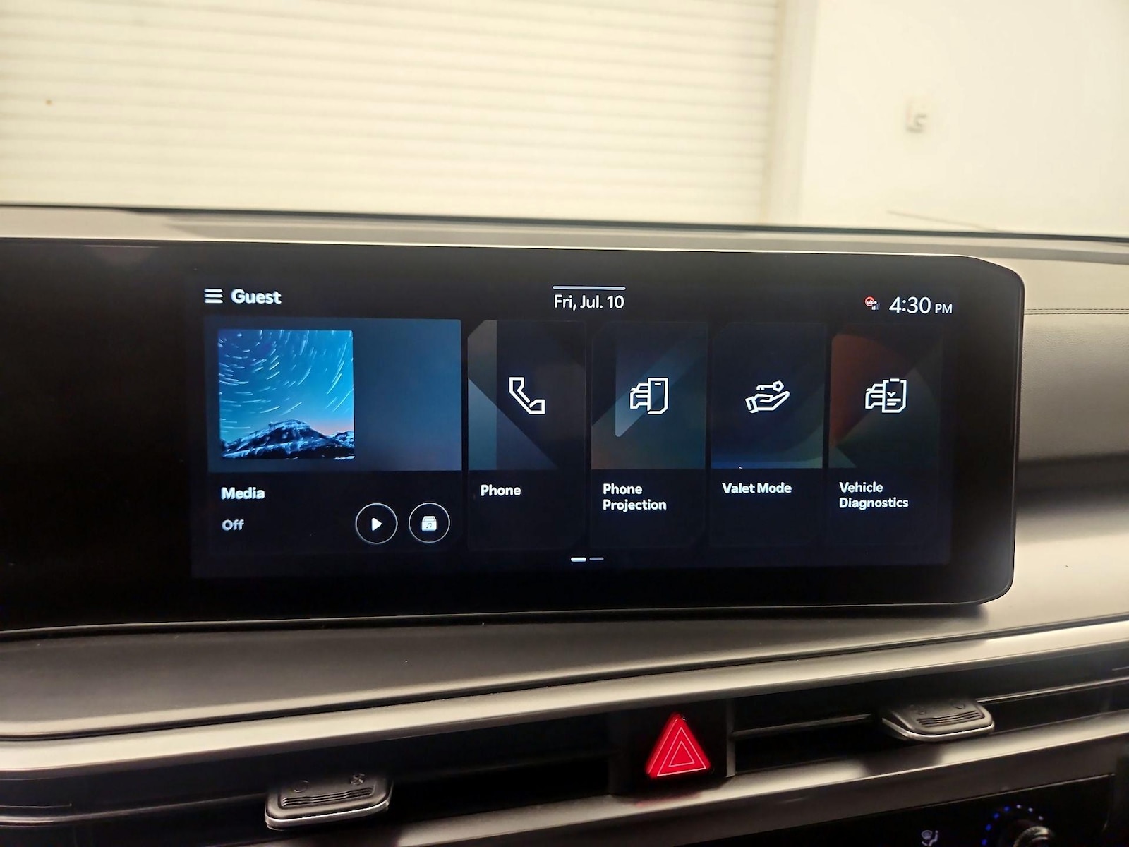 2025 Kia Sorento LX - Photo 16
