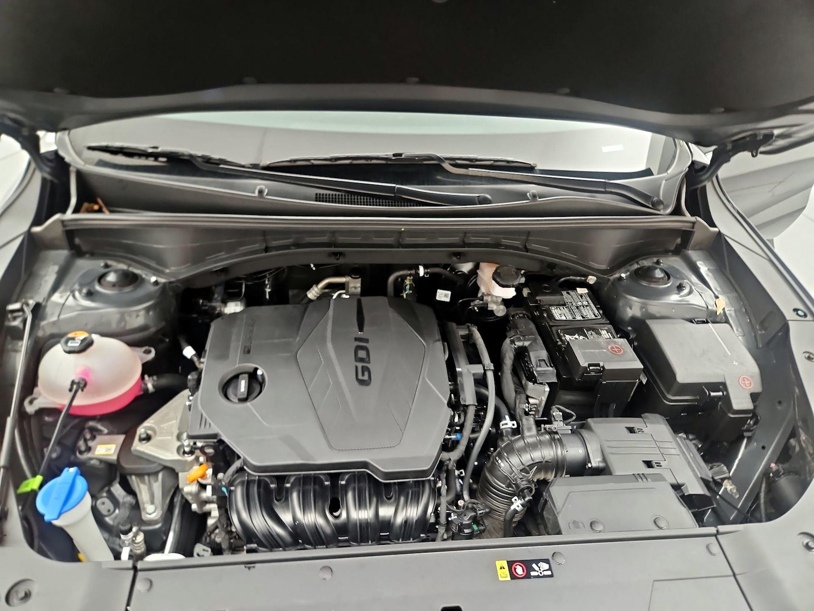 2025 Kia Sorento LX - Photo 22
