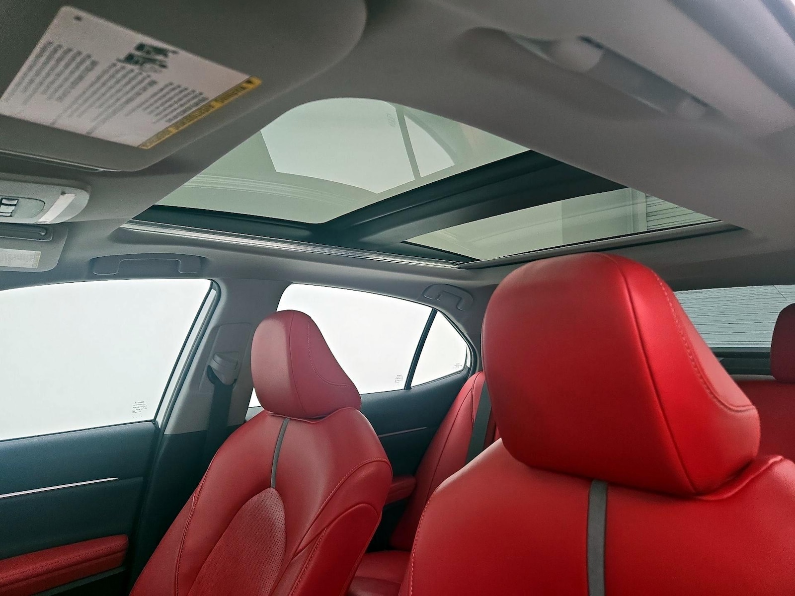 2022 Toyota Camry XSE - Photo 20