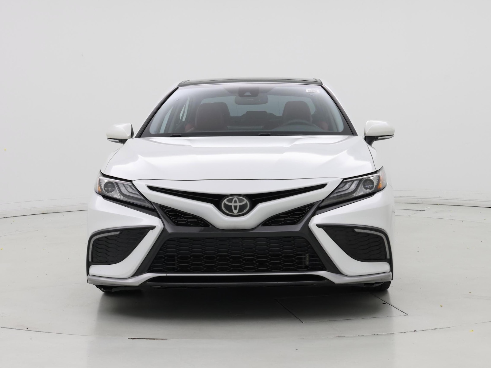 2022 Toyota Camry XSE - Photo 6