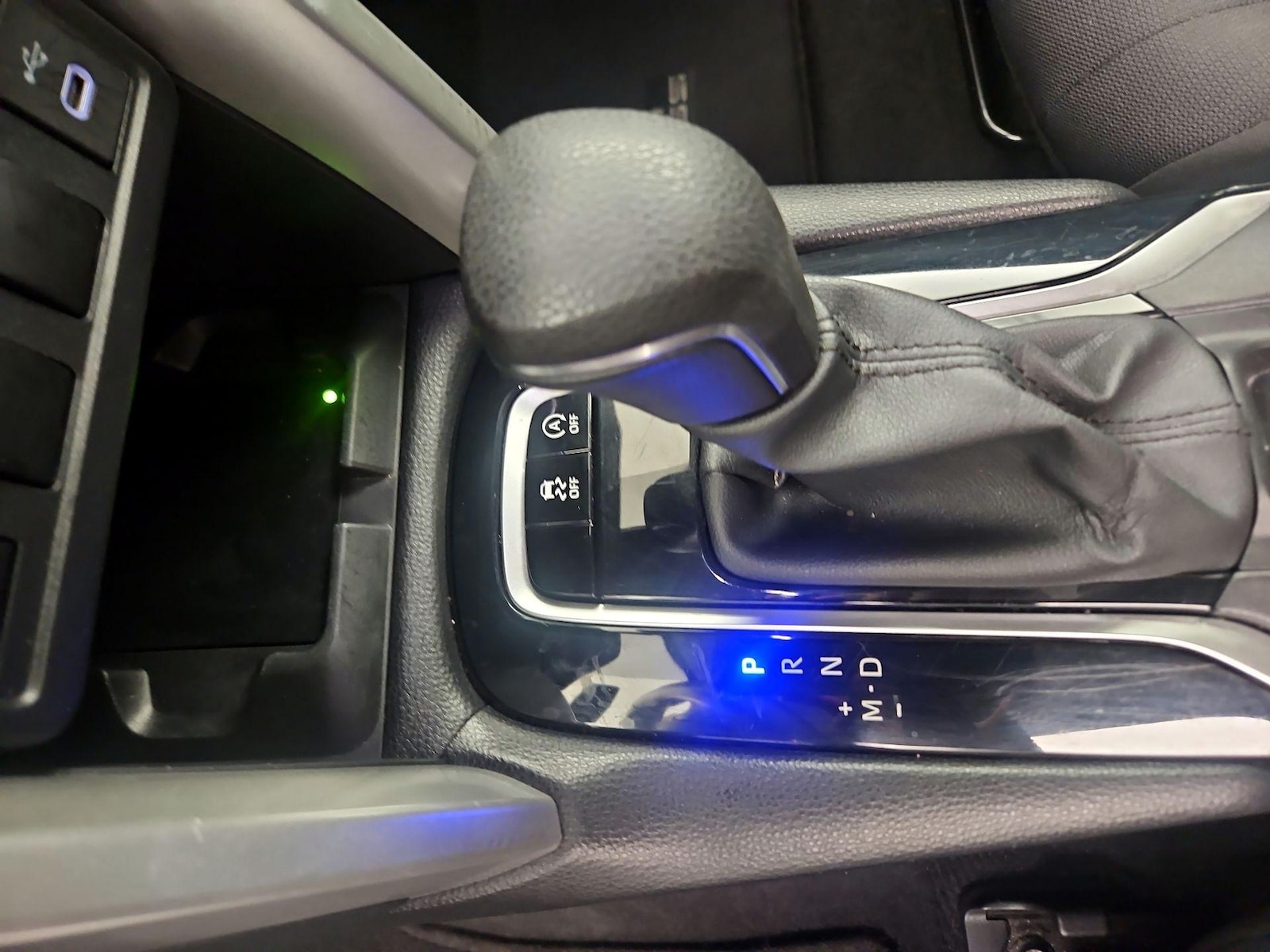 2024 Toyota Corolla Cross LE - Photo 18