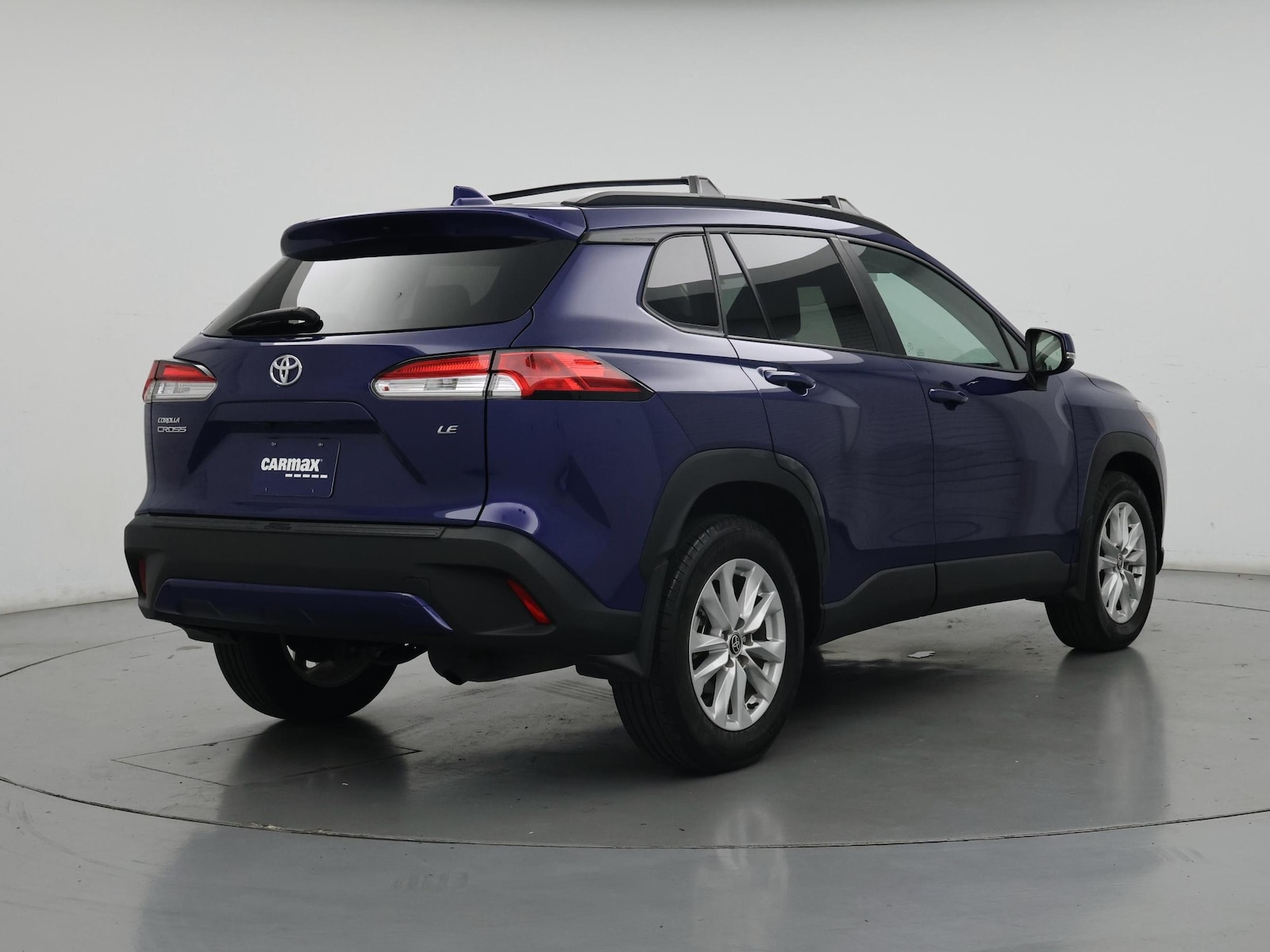 2024 Toyota Corolla Cross LE - Photo 9