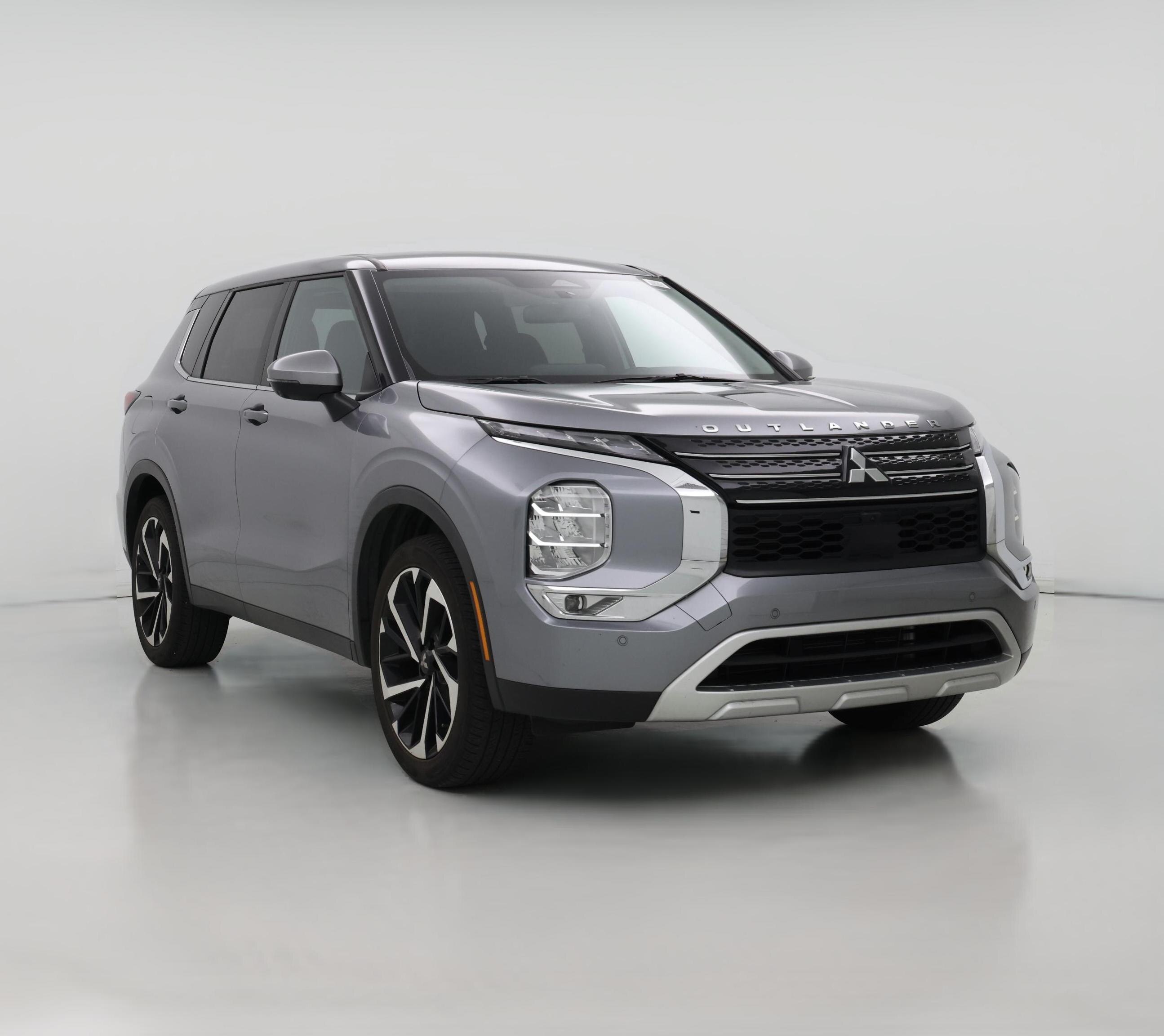 Thumbnail: 2024 Mitsubishi Outlander - 1