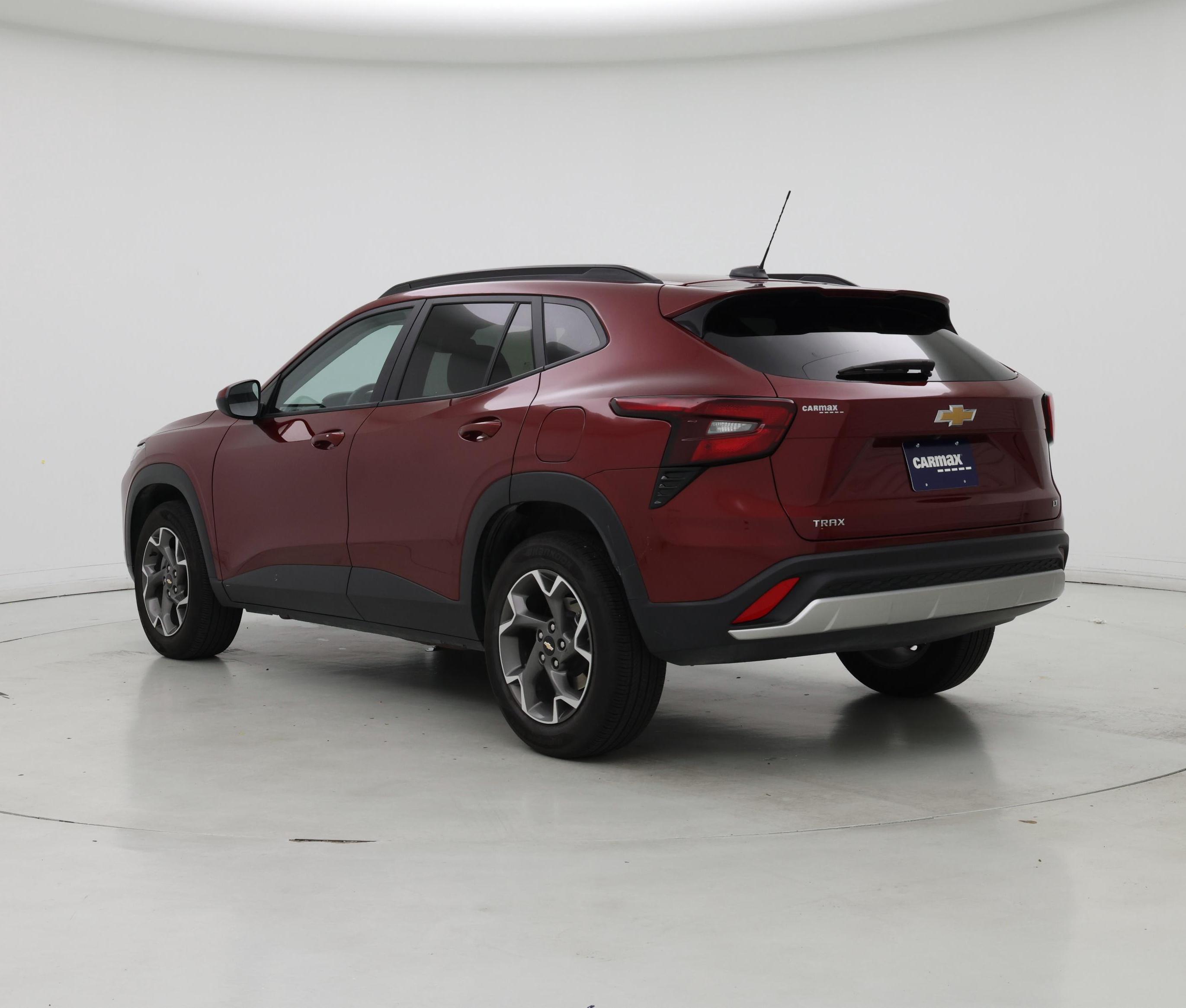 Thumbnail: 2025 Chevrolet Trax - 2