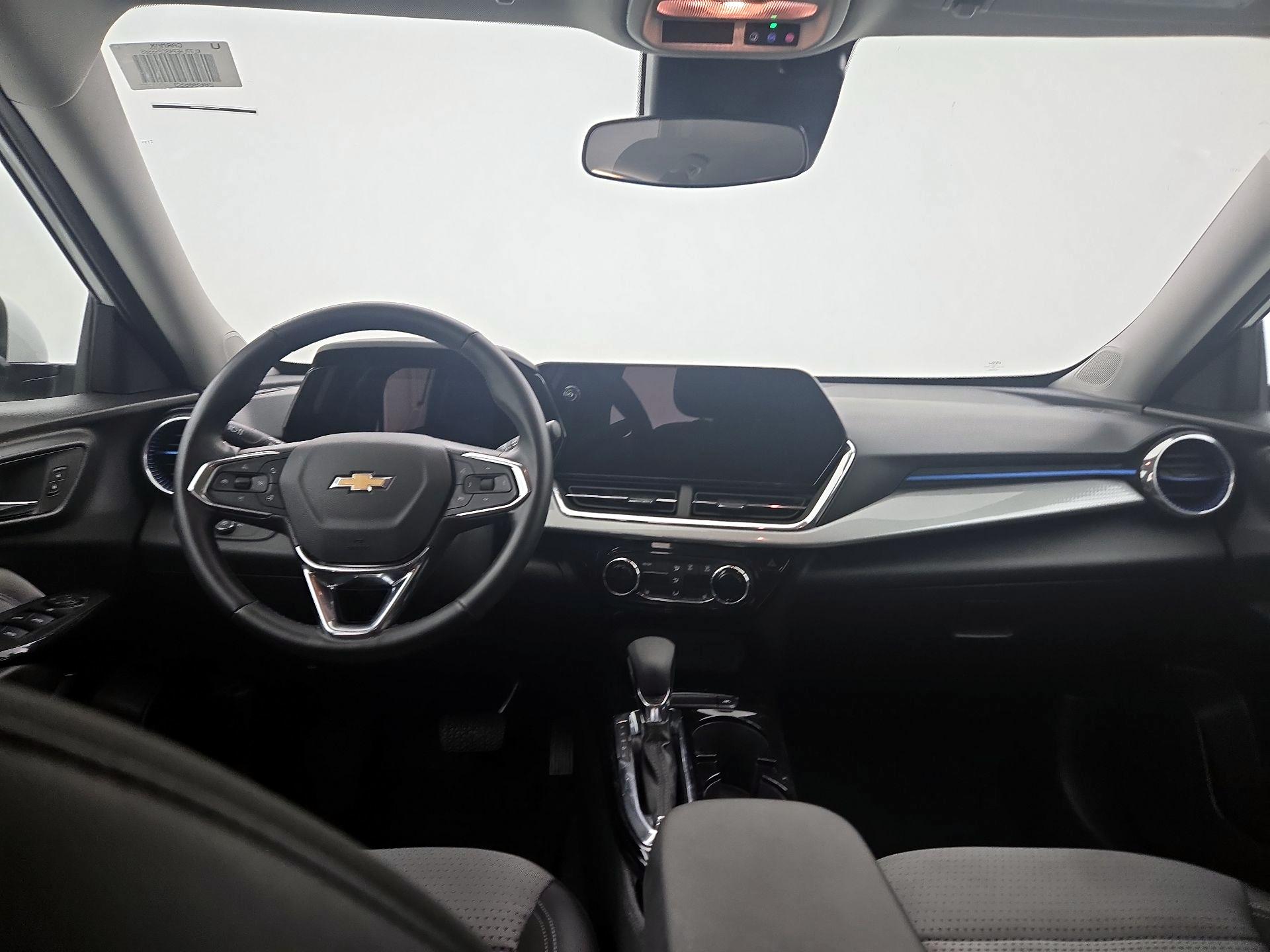 Thumbnail: 2025 Chevrolet Trax - 9