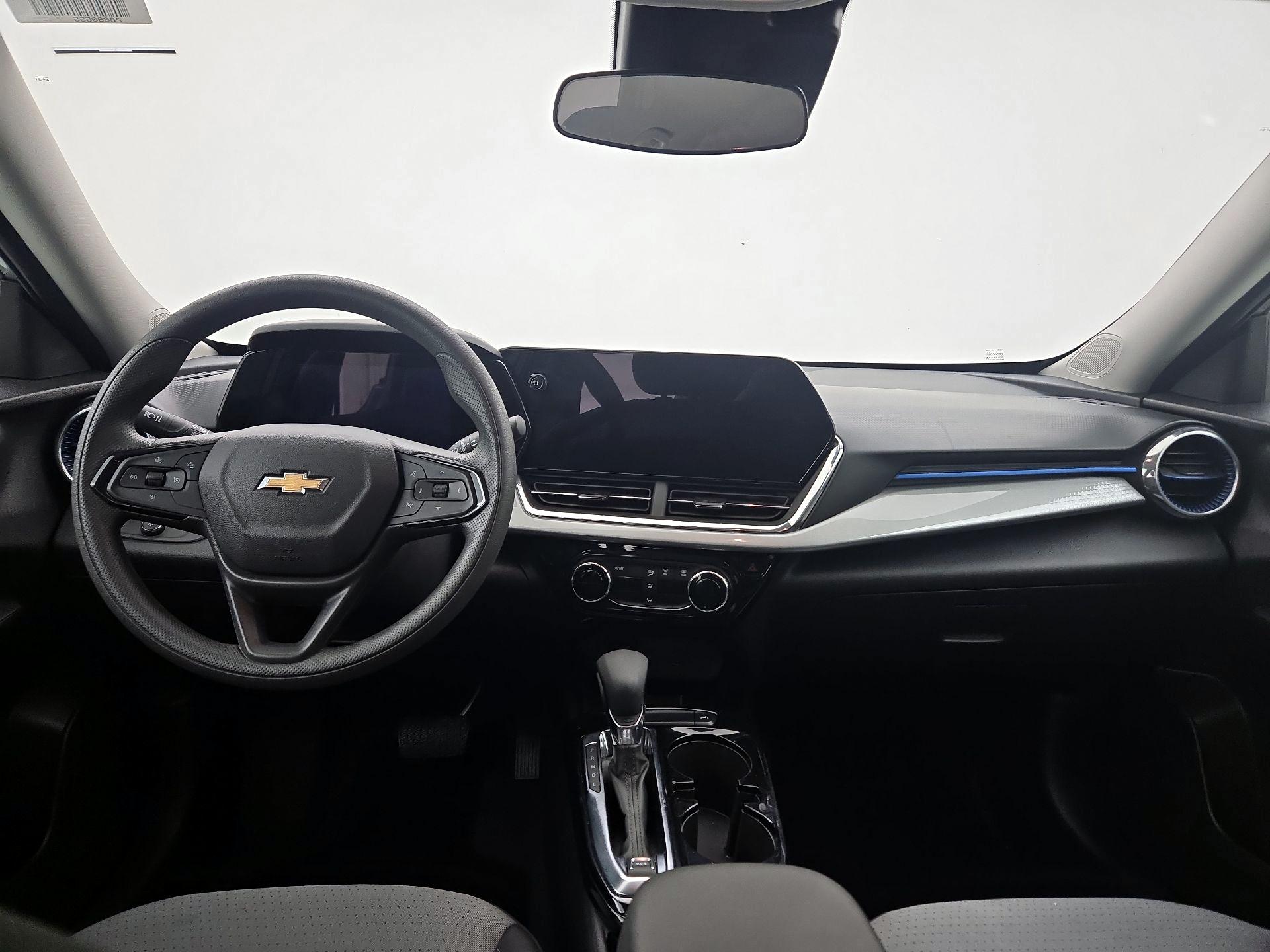 Thumbnail: 2025 Chevrolet Trax - 9