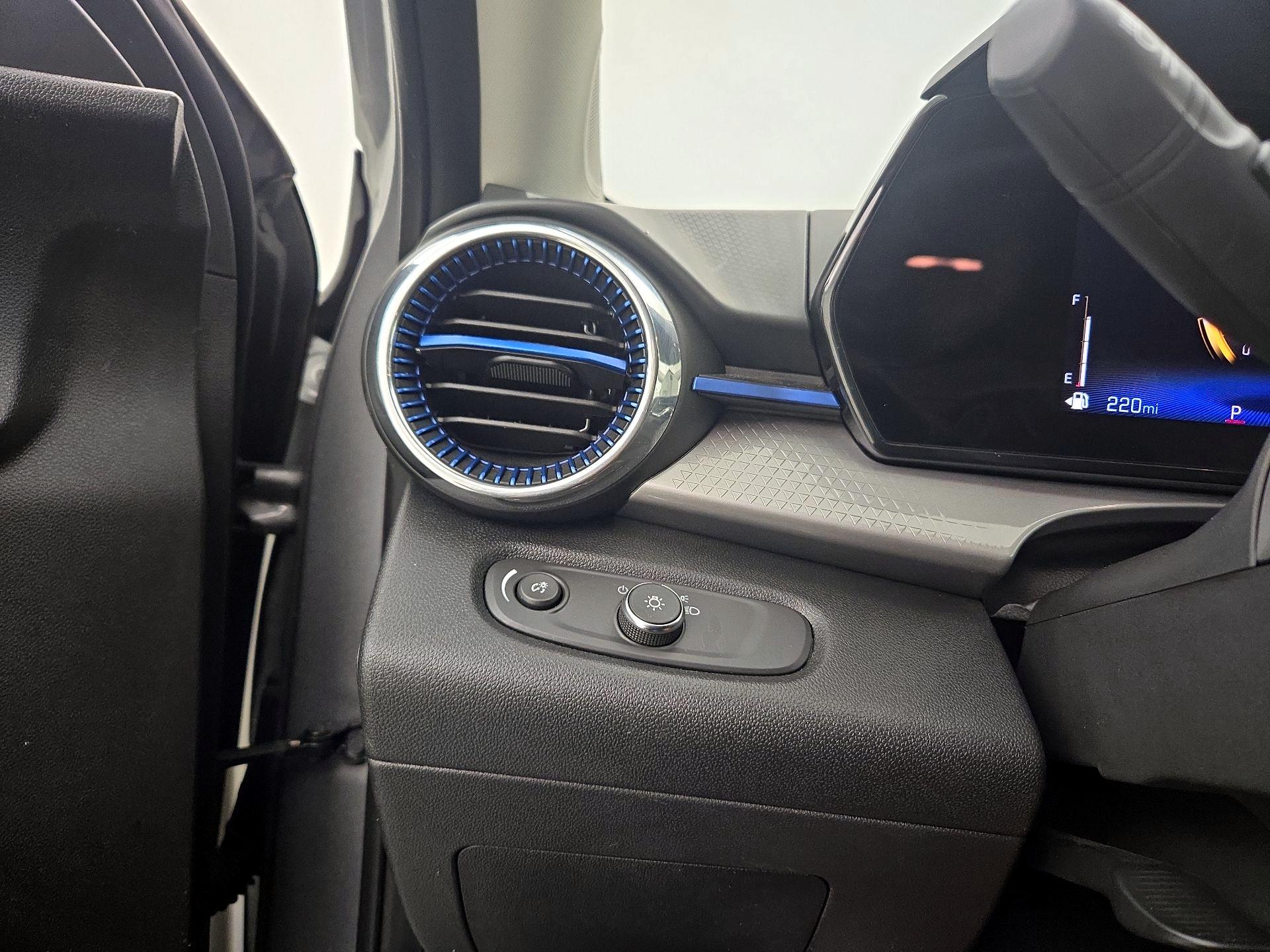 Thumbnail: 2025 Chevrolet Trax - 13