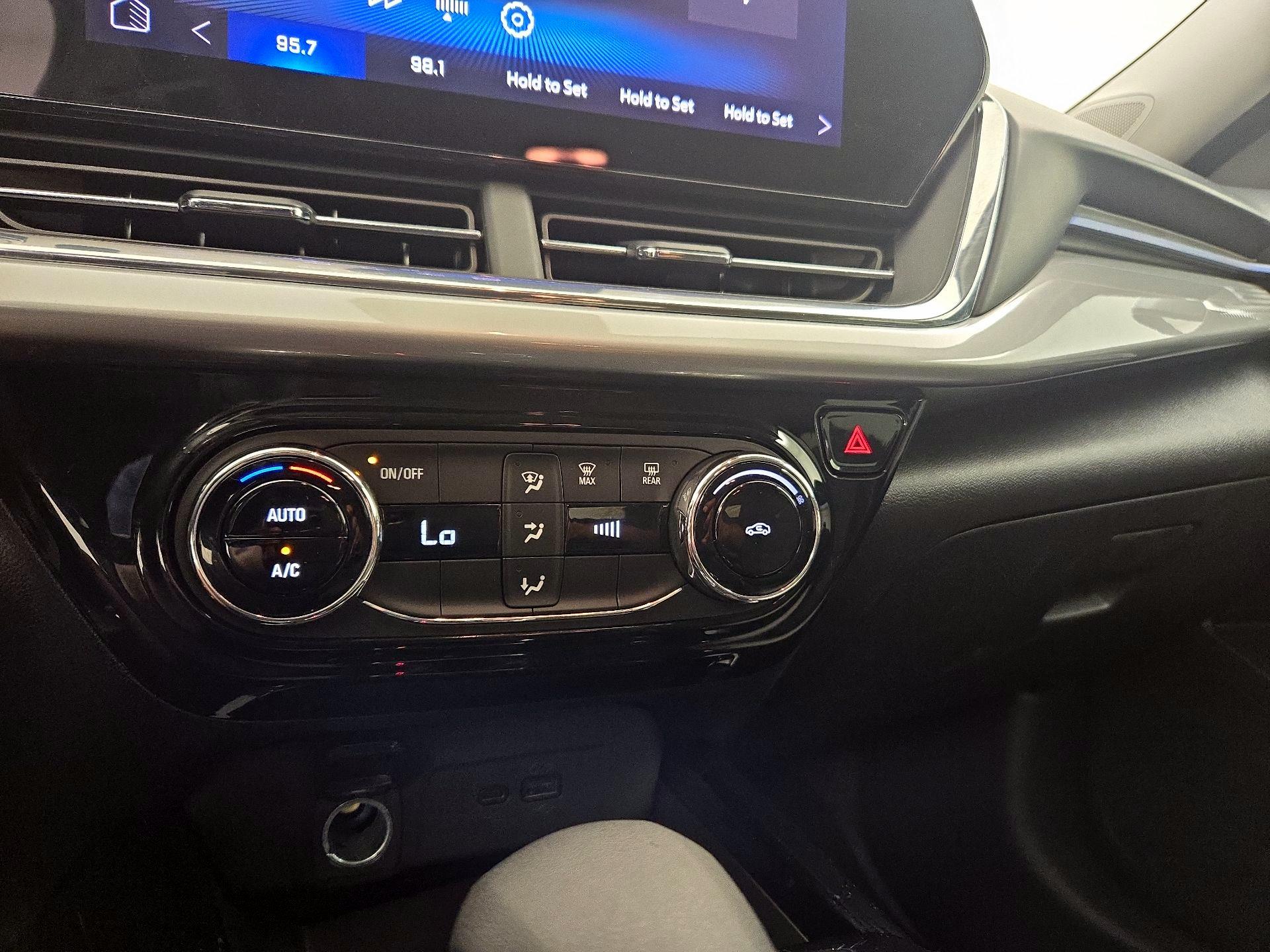 Thumbnail: 2025 Chevrolet Trax - 16