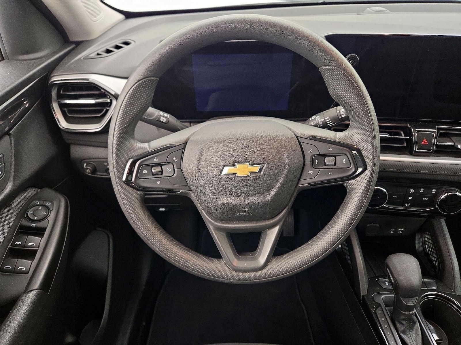 2025 Chevrolet Trailblazer LT - Photo 11