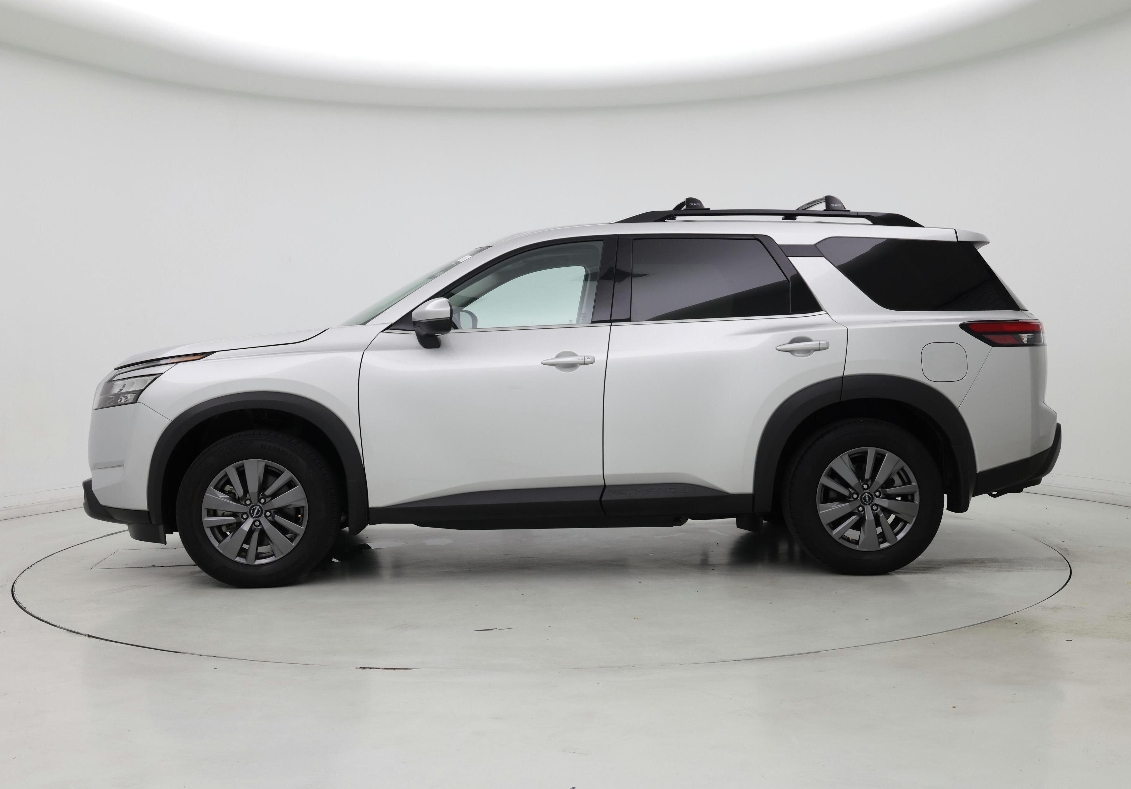 Thumbnail: 2025 Nissan Pathfinder - 3