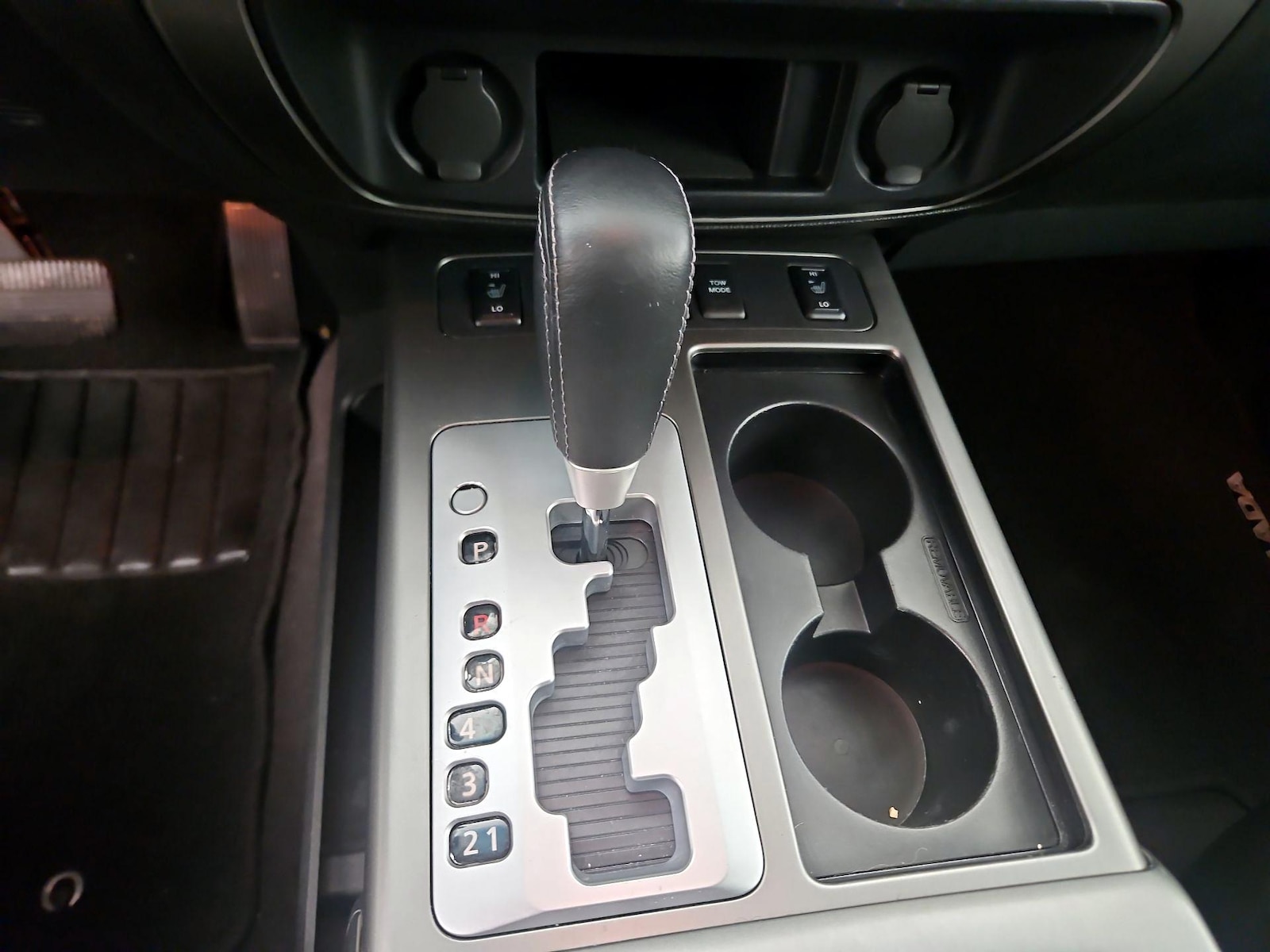 2015 Nissan Armada Platinum - Photo 17
