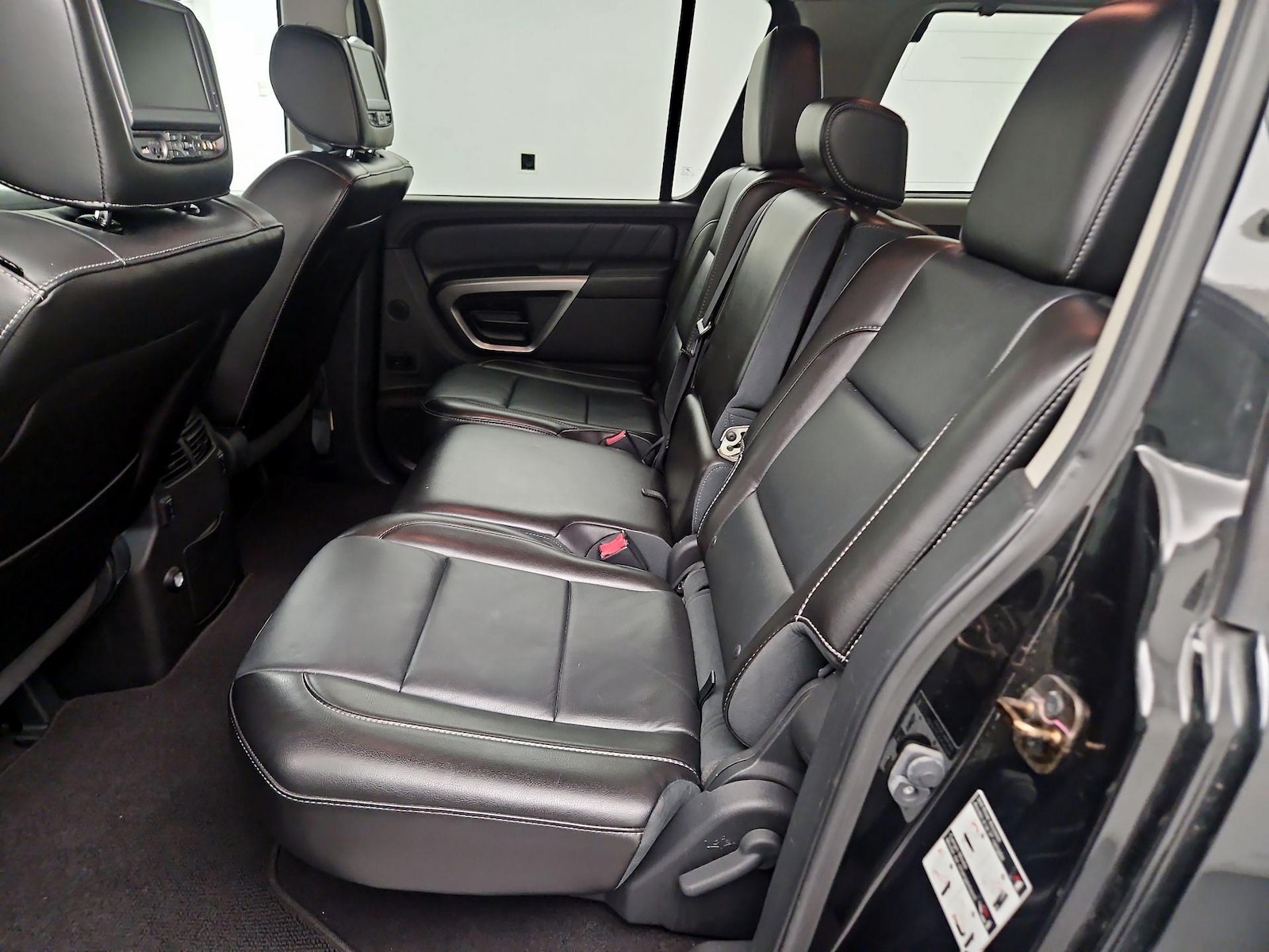 2015 Nissan Armada Platinum - Photo 19